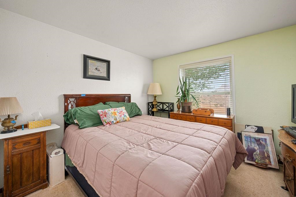 598 39 Road Property Photo 7