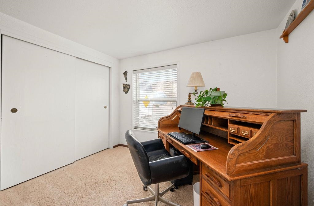 598 39 Road Property Photo 8