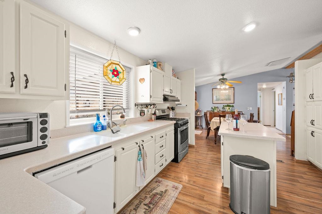 598 39 Road Property Photo 15
