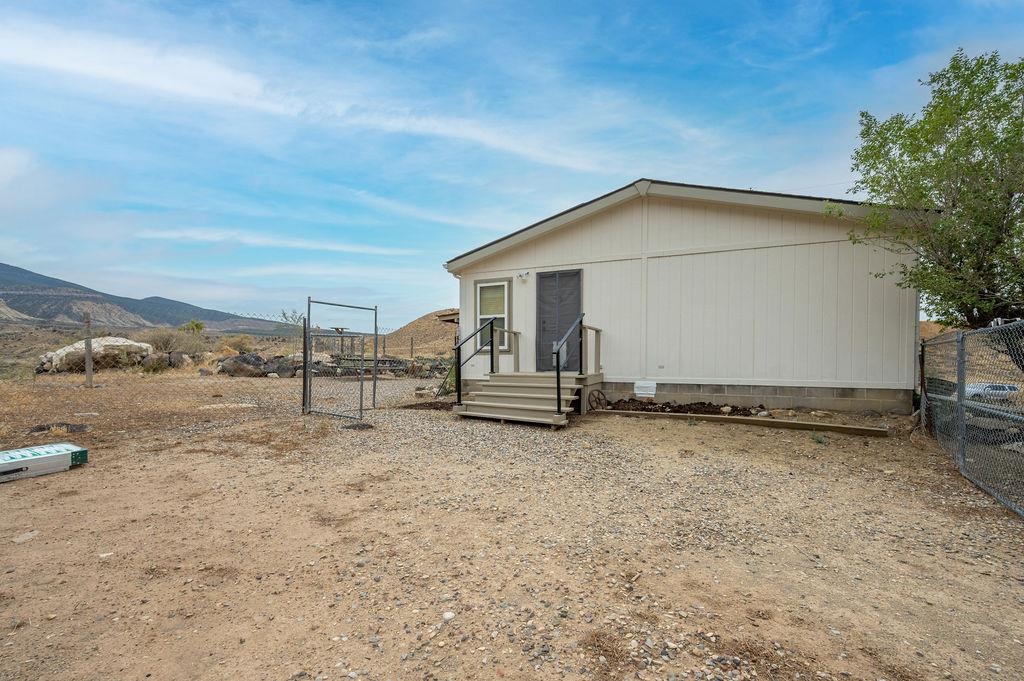 598 39 Road Property Photo 26