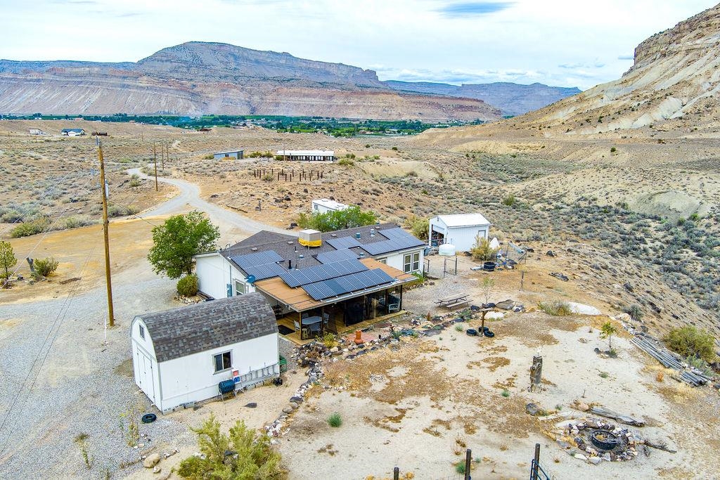 598 39 Road Property Photo 31