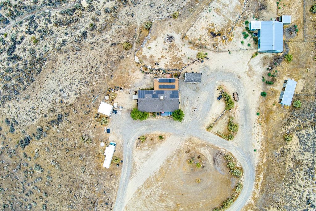 598 39 Road Property Photo 34