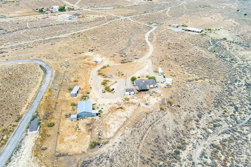 598 39 Road Property Photo 39