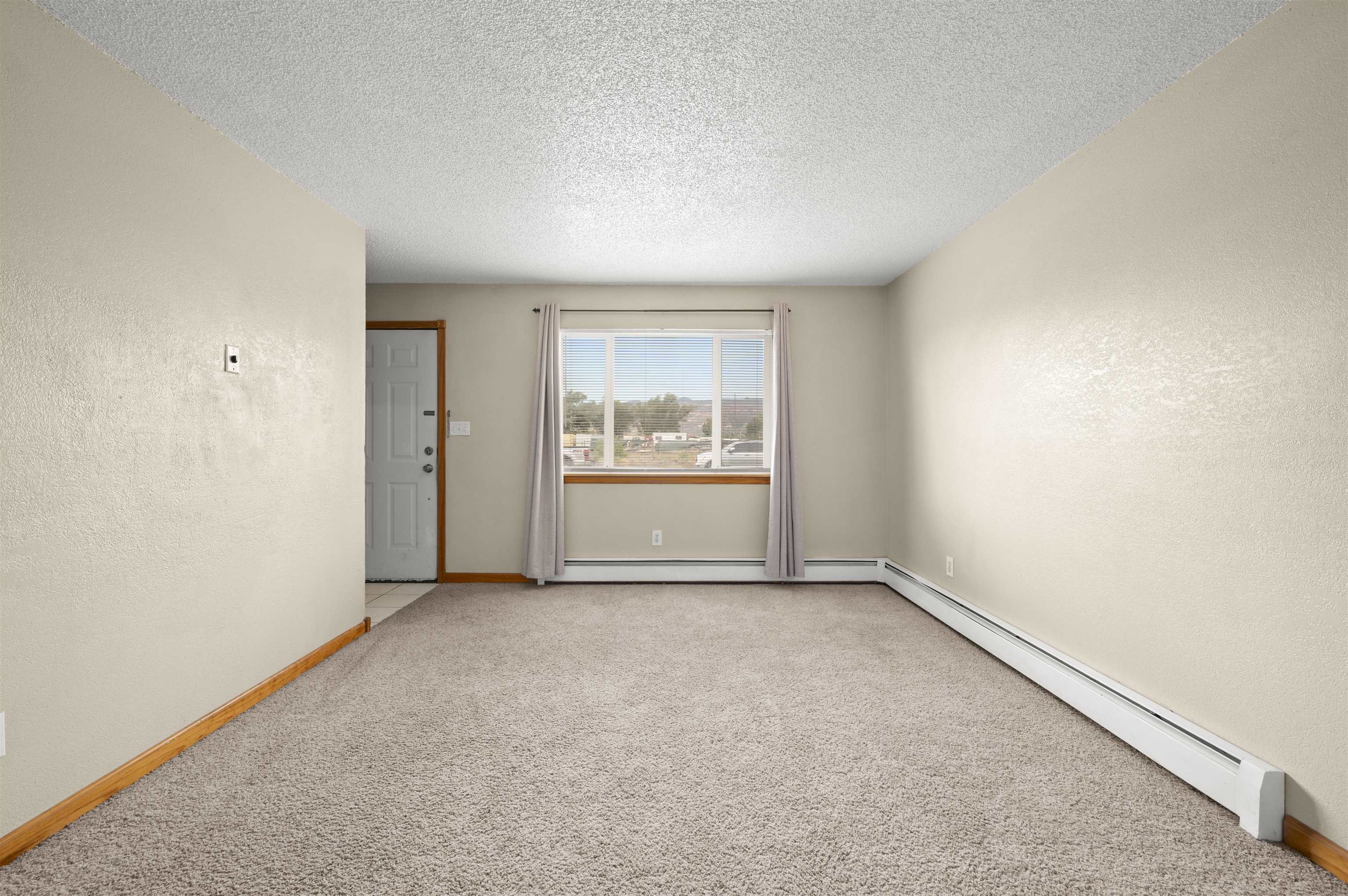 559 W Pabor Way Property Photo 10