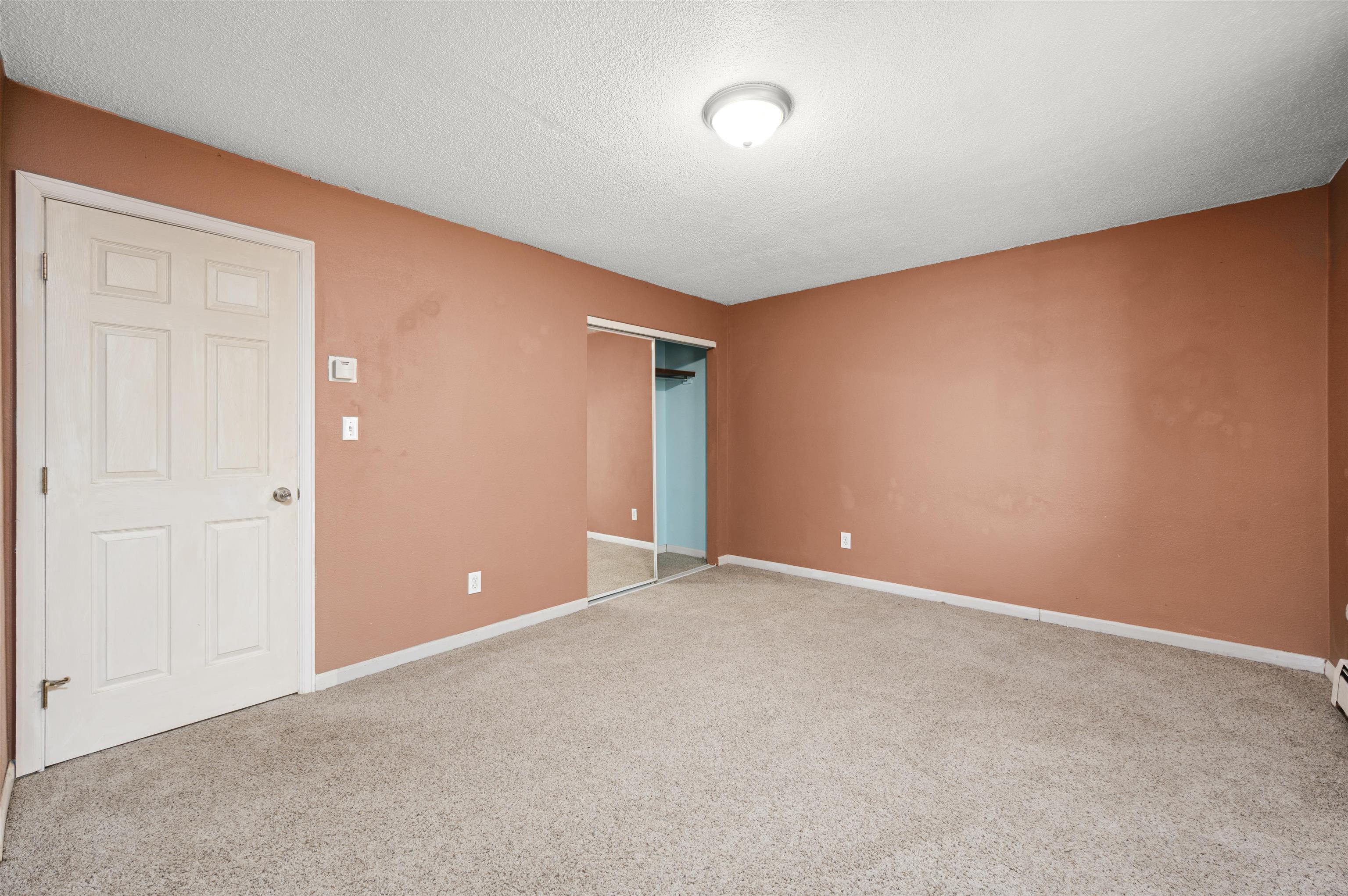 559 W Pabor Way Property Photo 15
