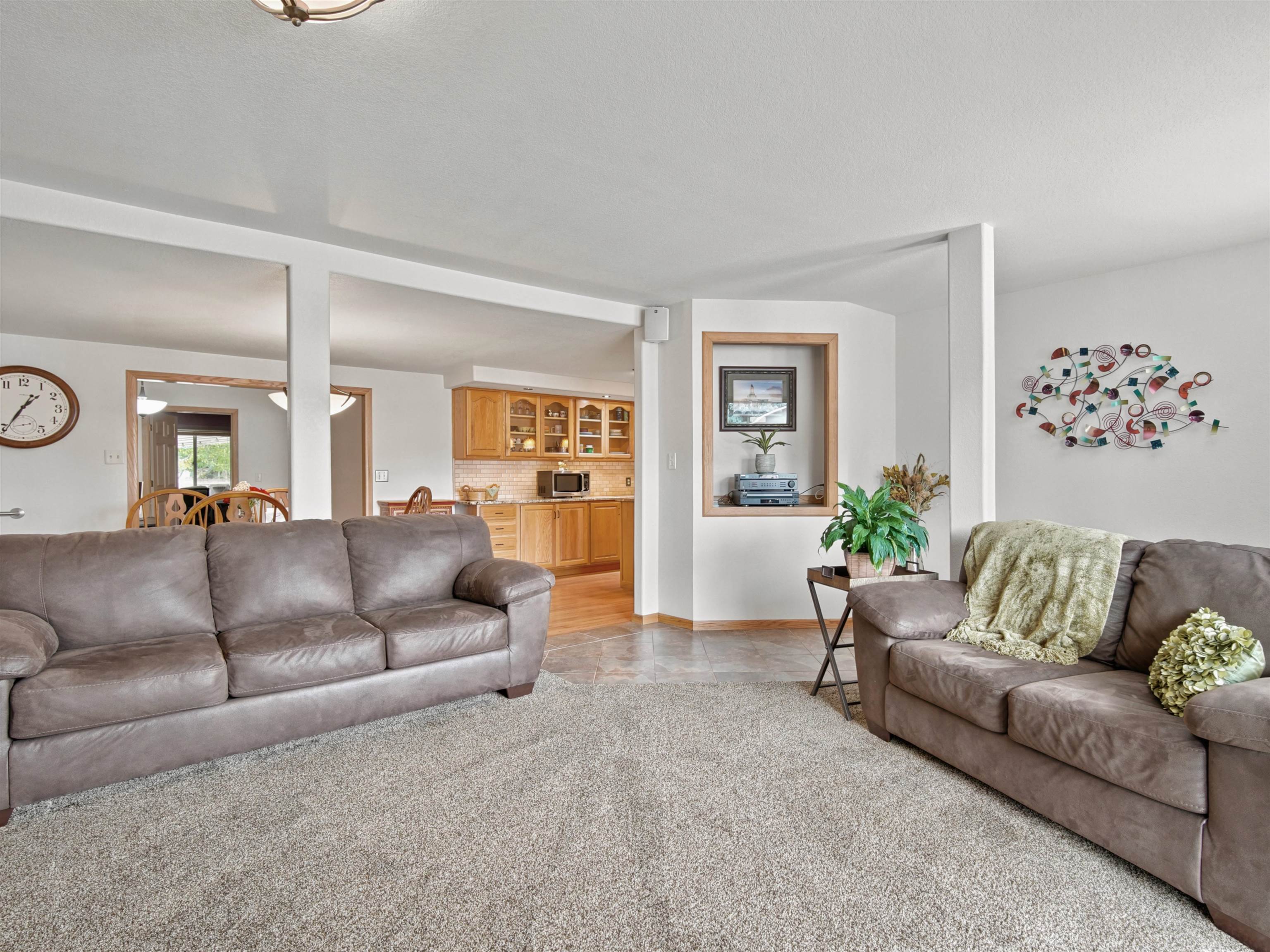 490 Vallejo Drive Property Photo 6