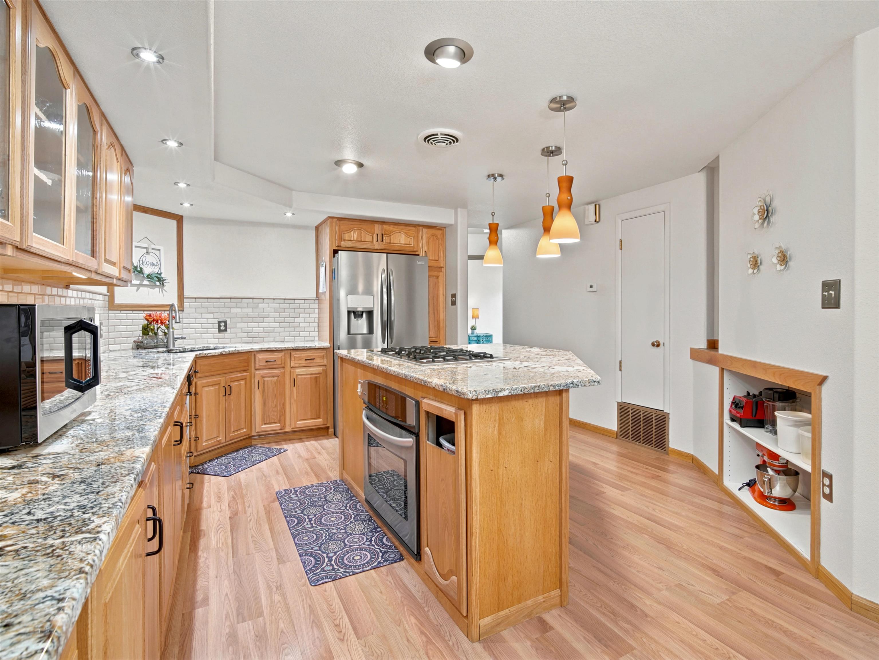 490 Vallejo Drive Property Photo 10