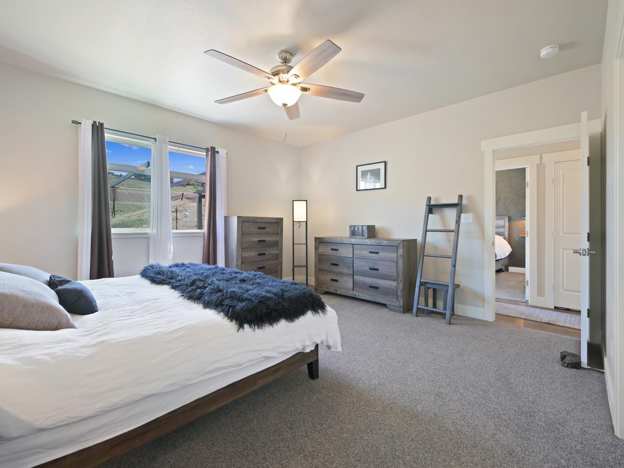 195 Secret Canyon Court Property Photo 13