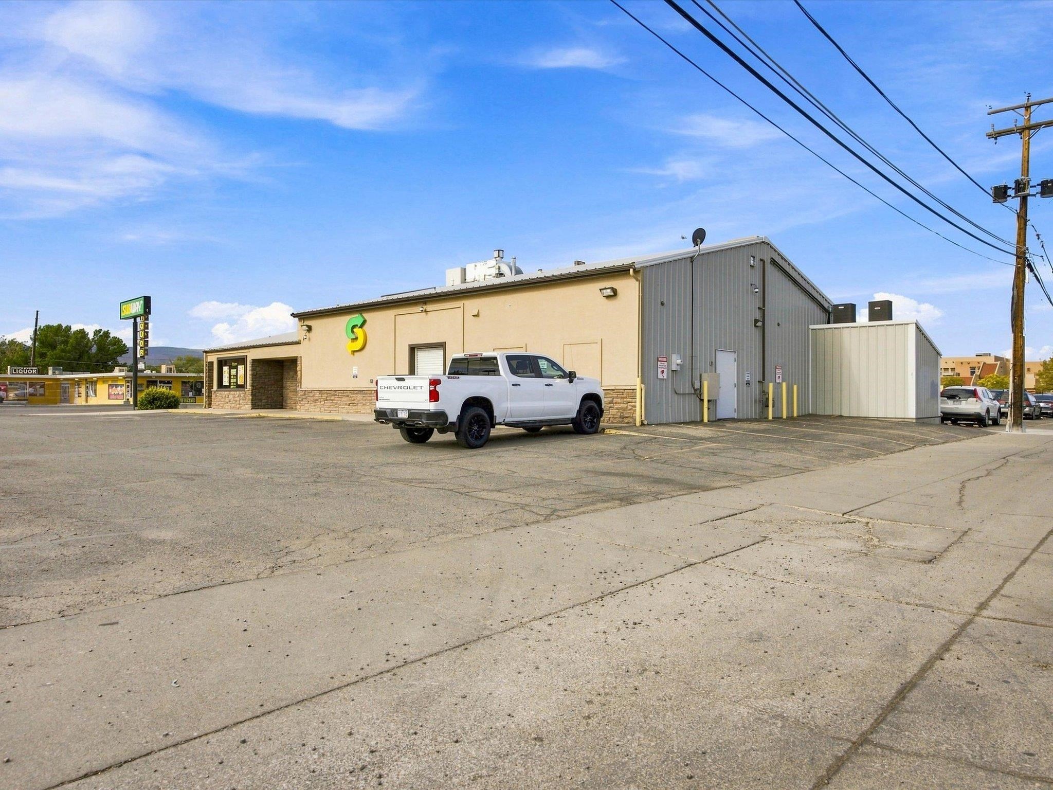 810 North Avenue Property Photo 33