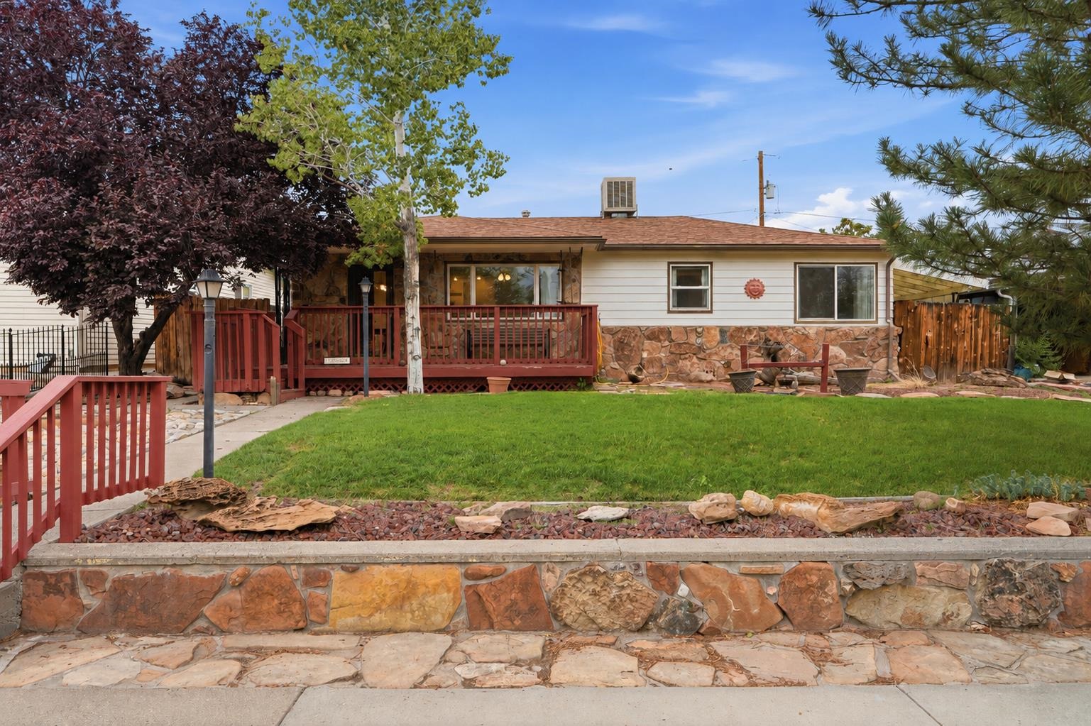 2034 Bookcliff Avenue Property Photo 1