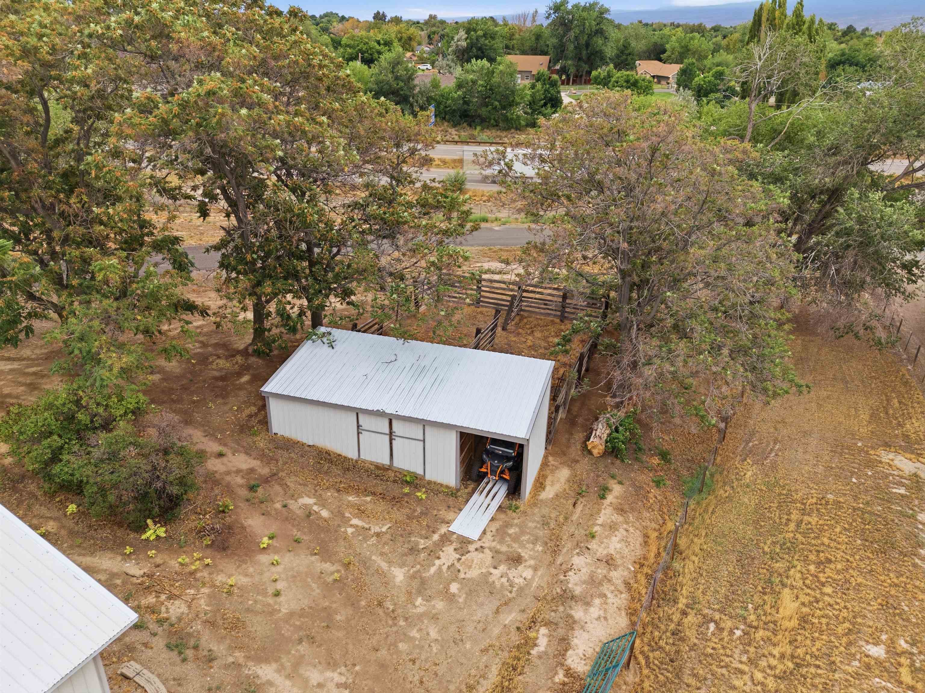 771 26 1/2 Road Property Photo 35