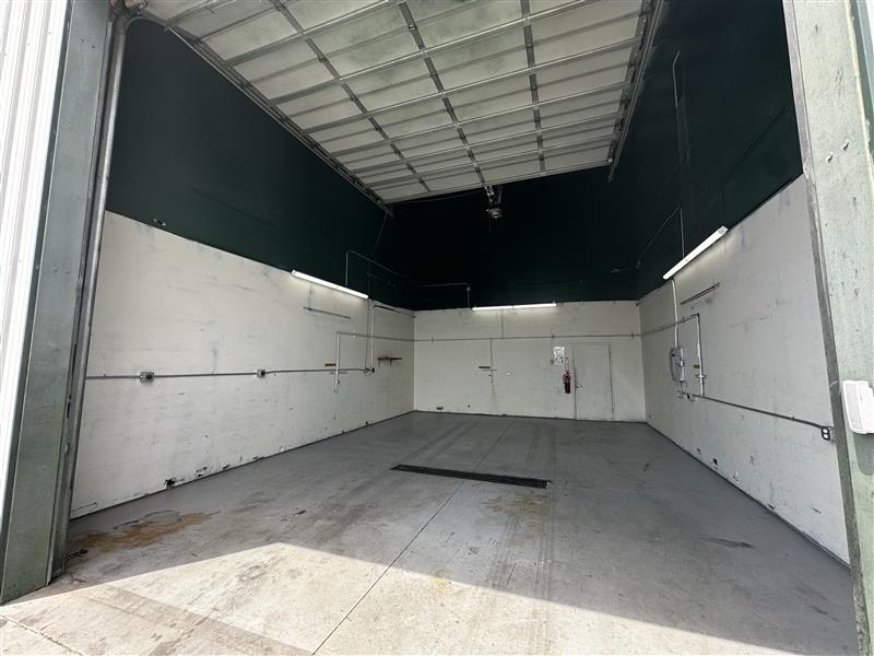 2948 I-70 Business Loop Property Photo 4