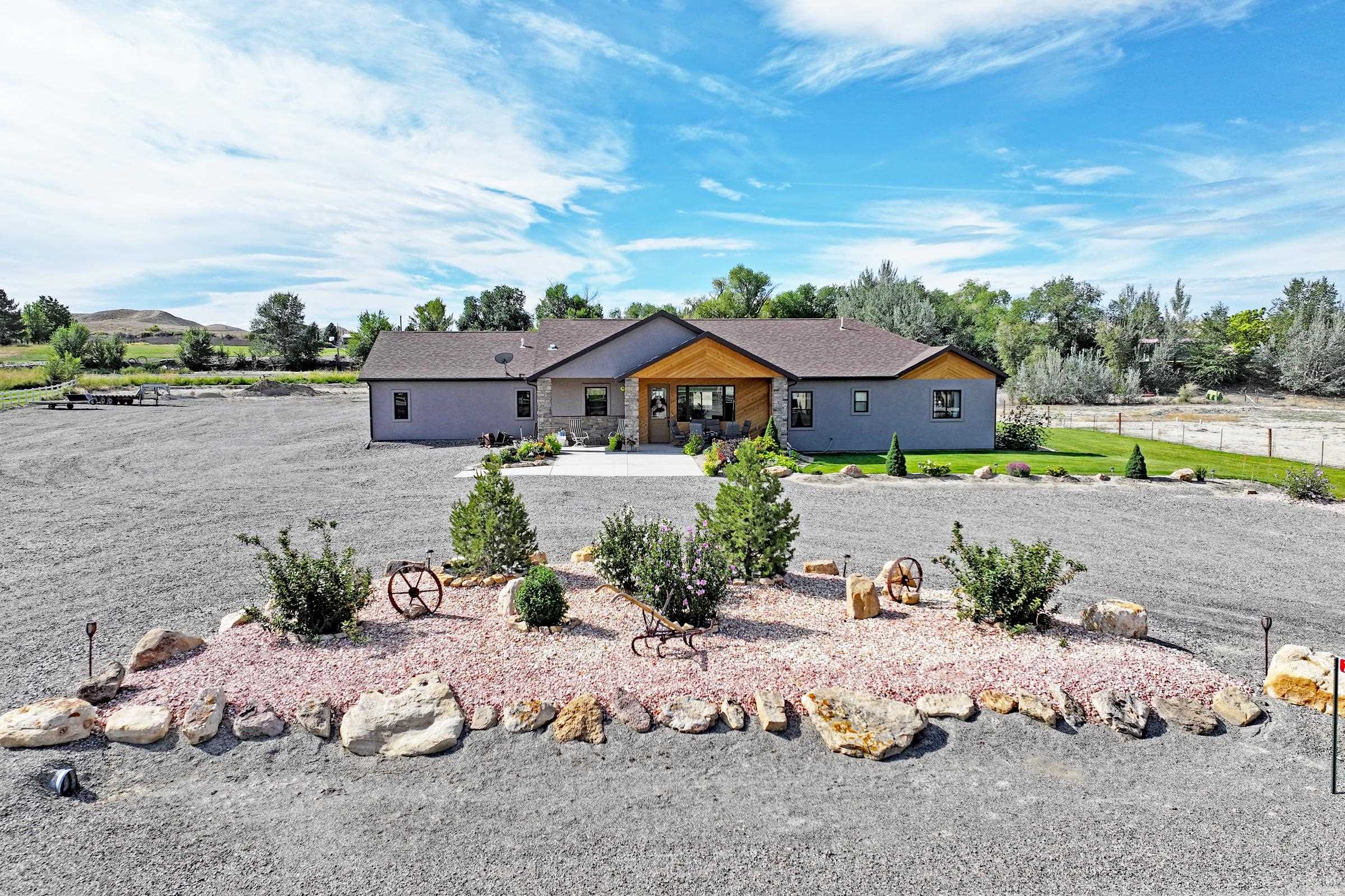 20586 Pearl Court Property Photo 4