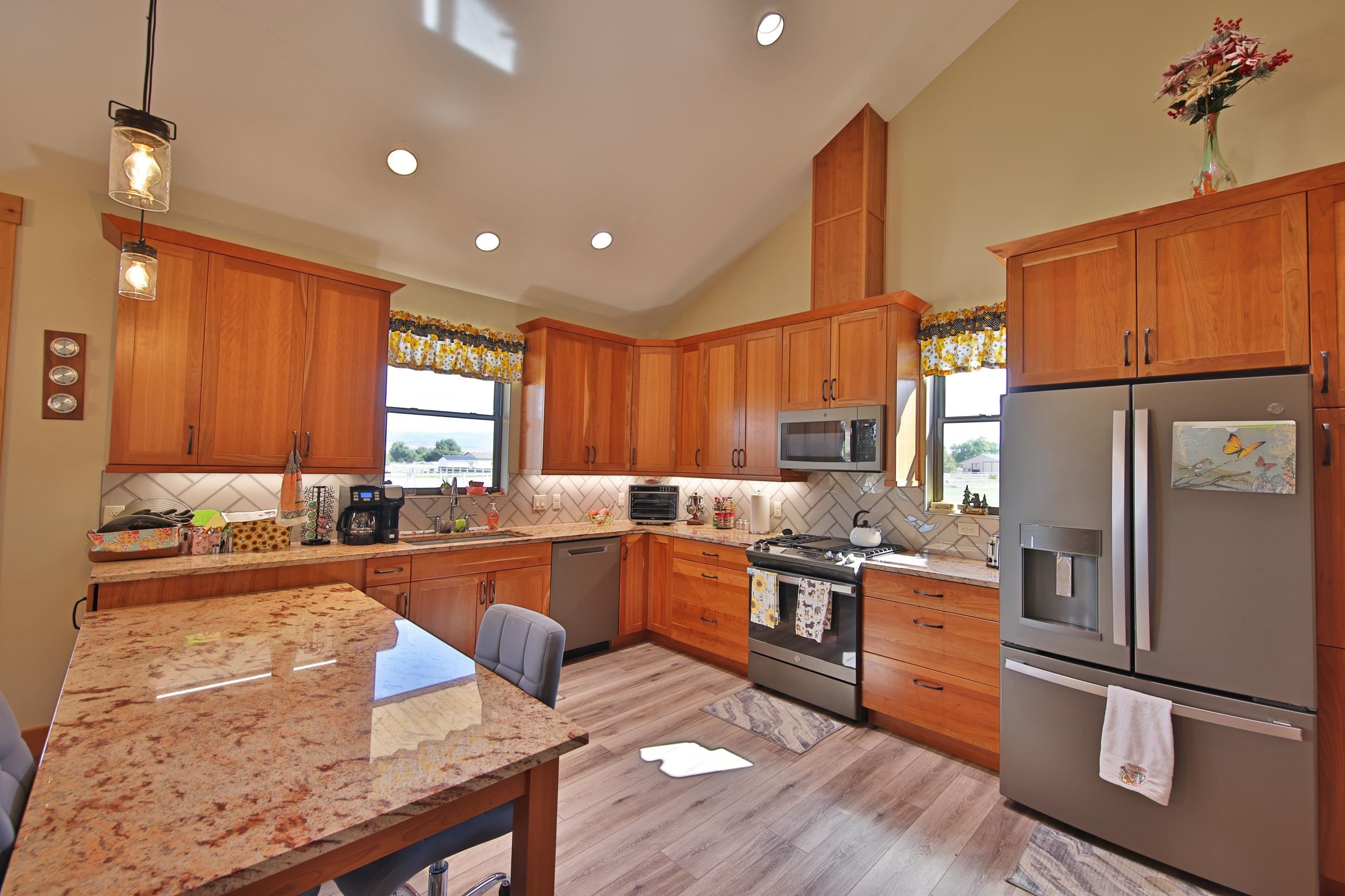 20586 Pearl Court Property Photo 7