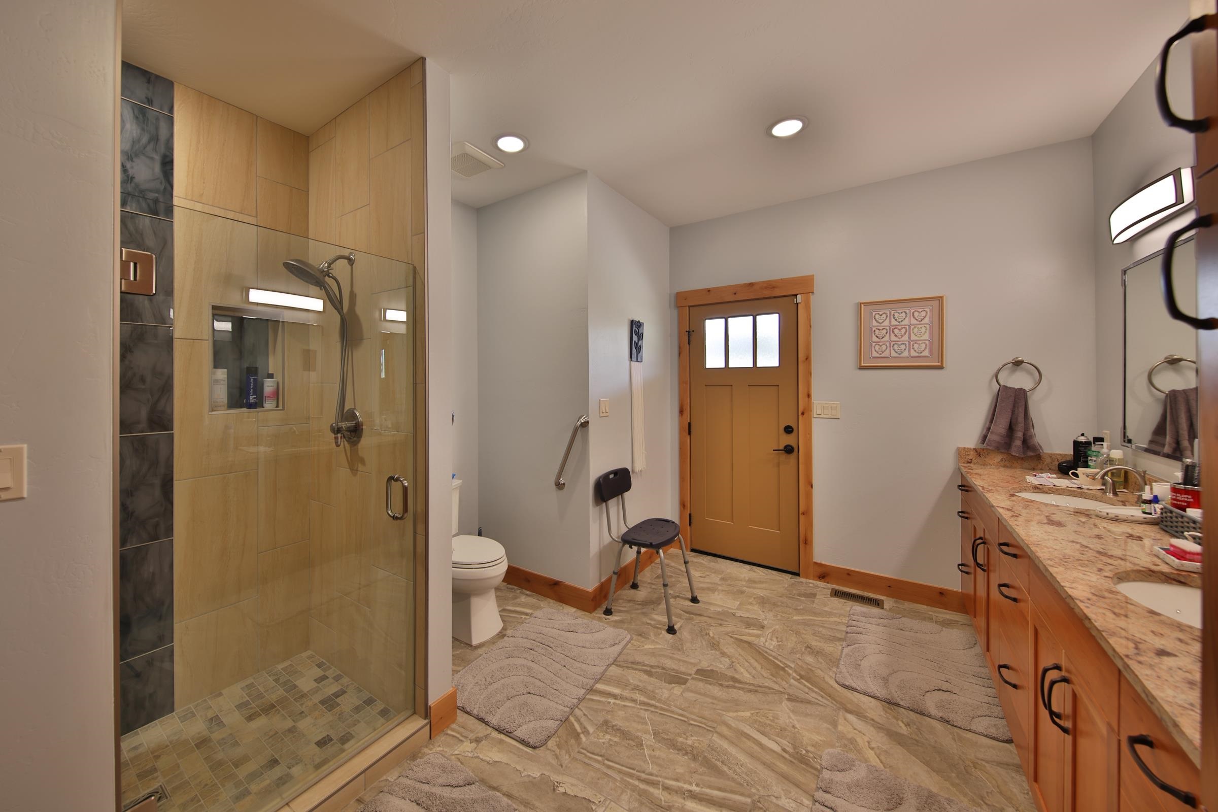 20586 Pearl Court Property Photo 12