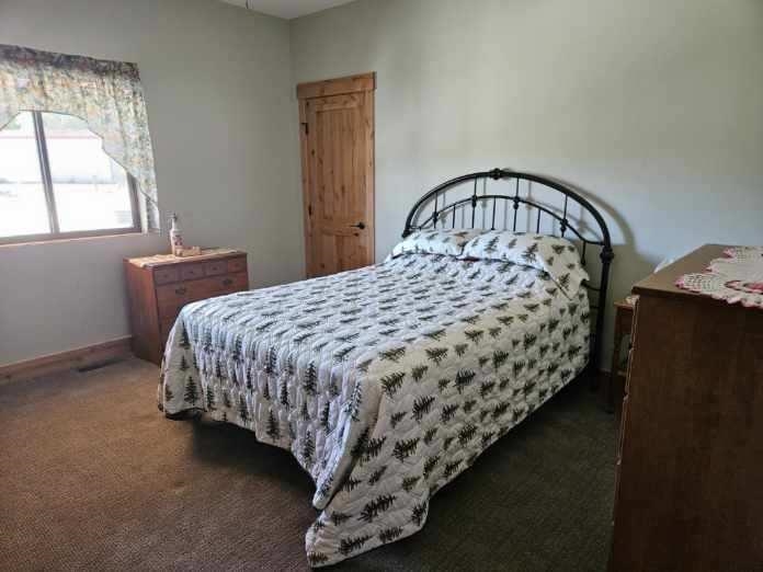 20586 Pearl Court Property Photo 14