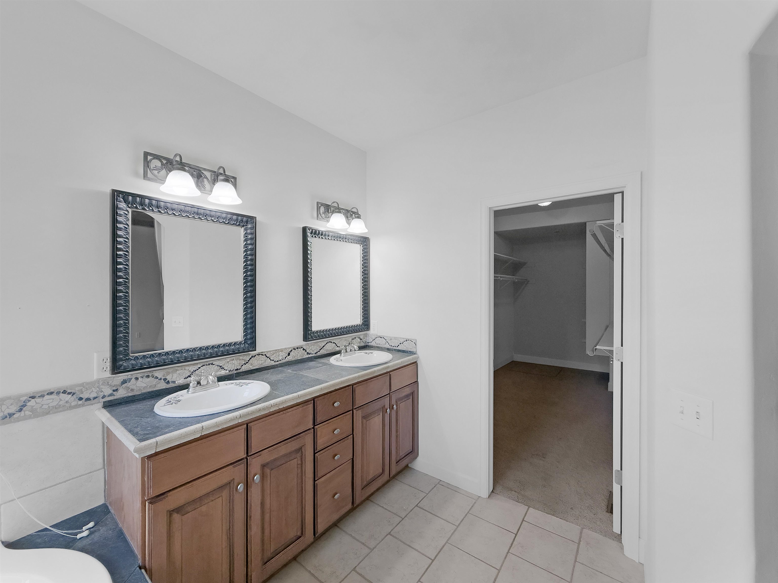 1490 Se Fairway Drive Property Photo 16