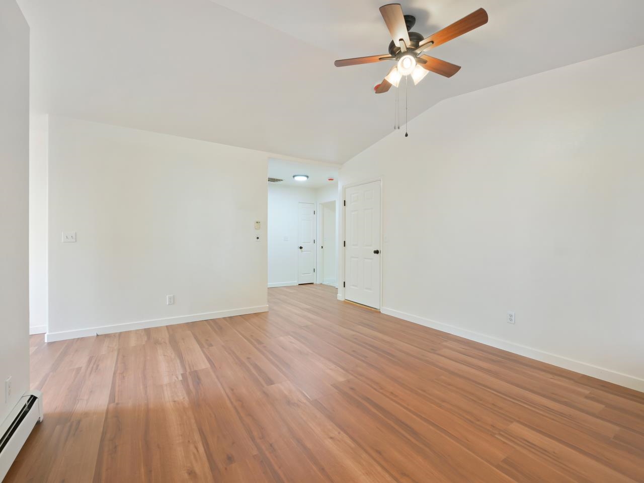 2943 S Palace Circle Property Photo 2