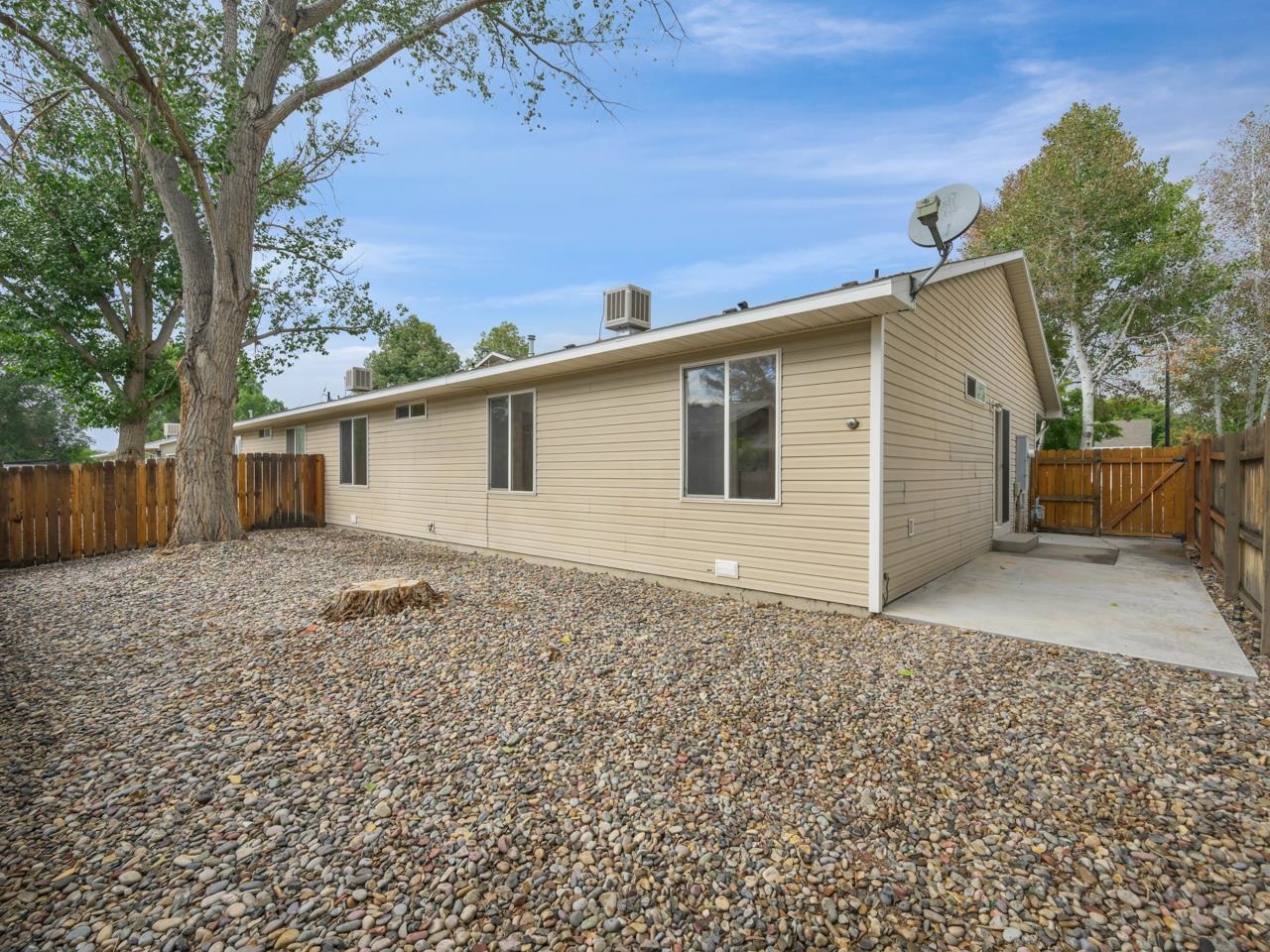 2943 S Palace Circle Property Photo 19