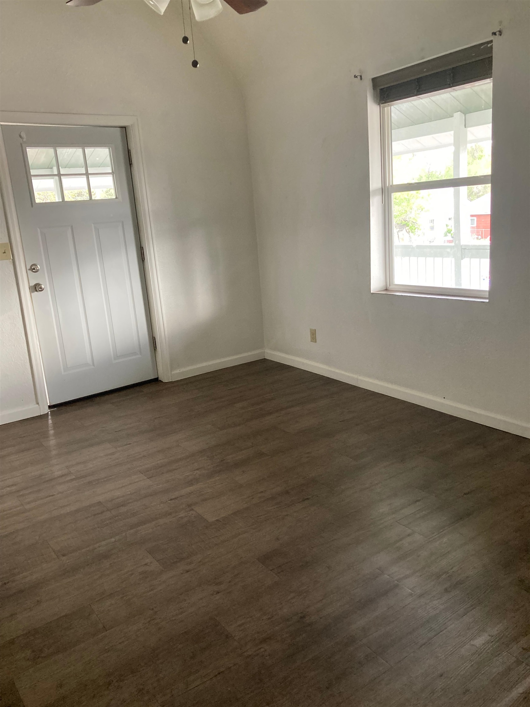 210 Nw 5th Street Property Photo 5