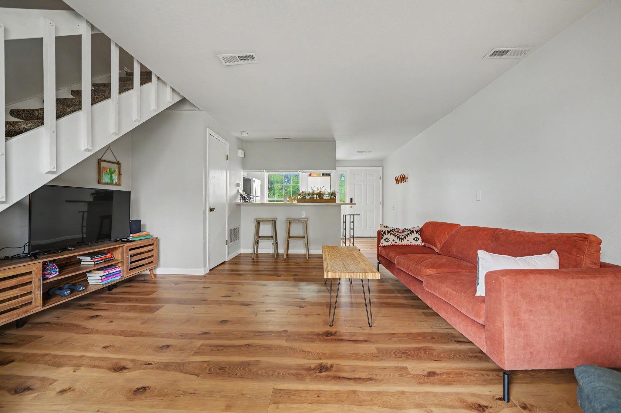 523 28 1/4 Road Property Photo 10