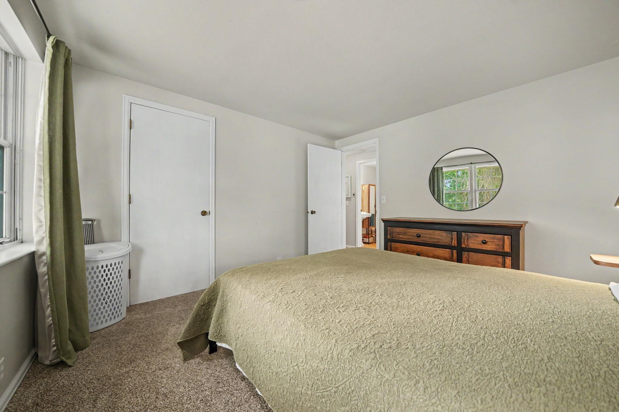 523 28 1/4 Road Property Photo 12