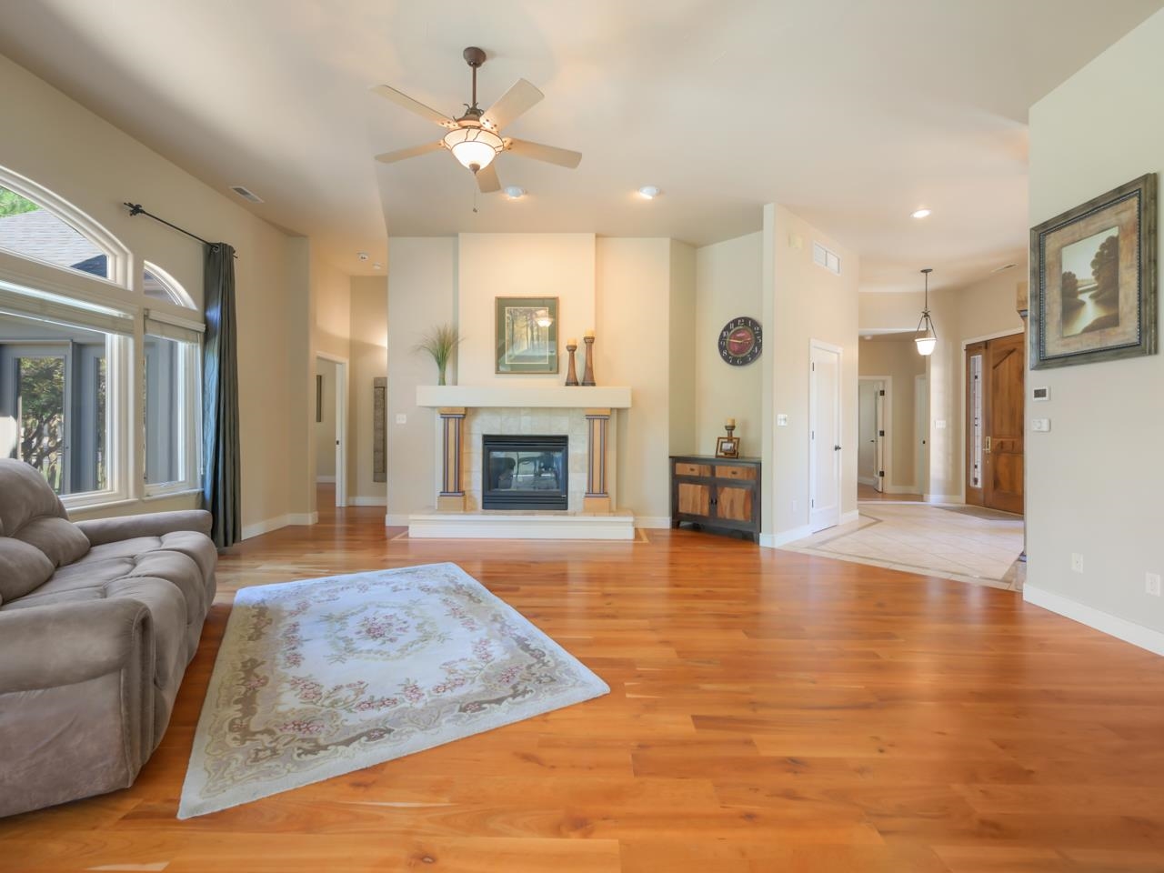 2254 Sparrow Court Property Photo 8