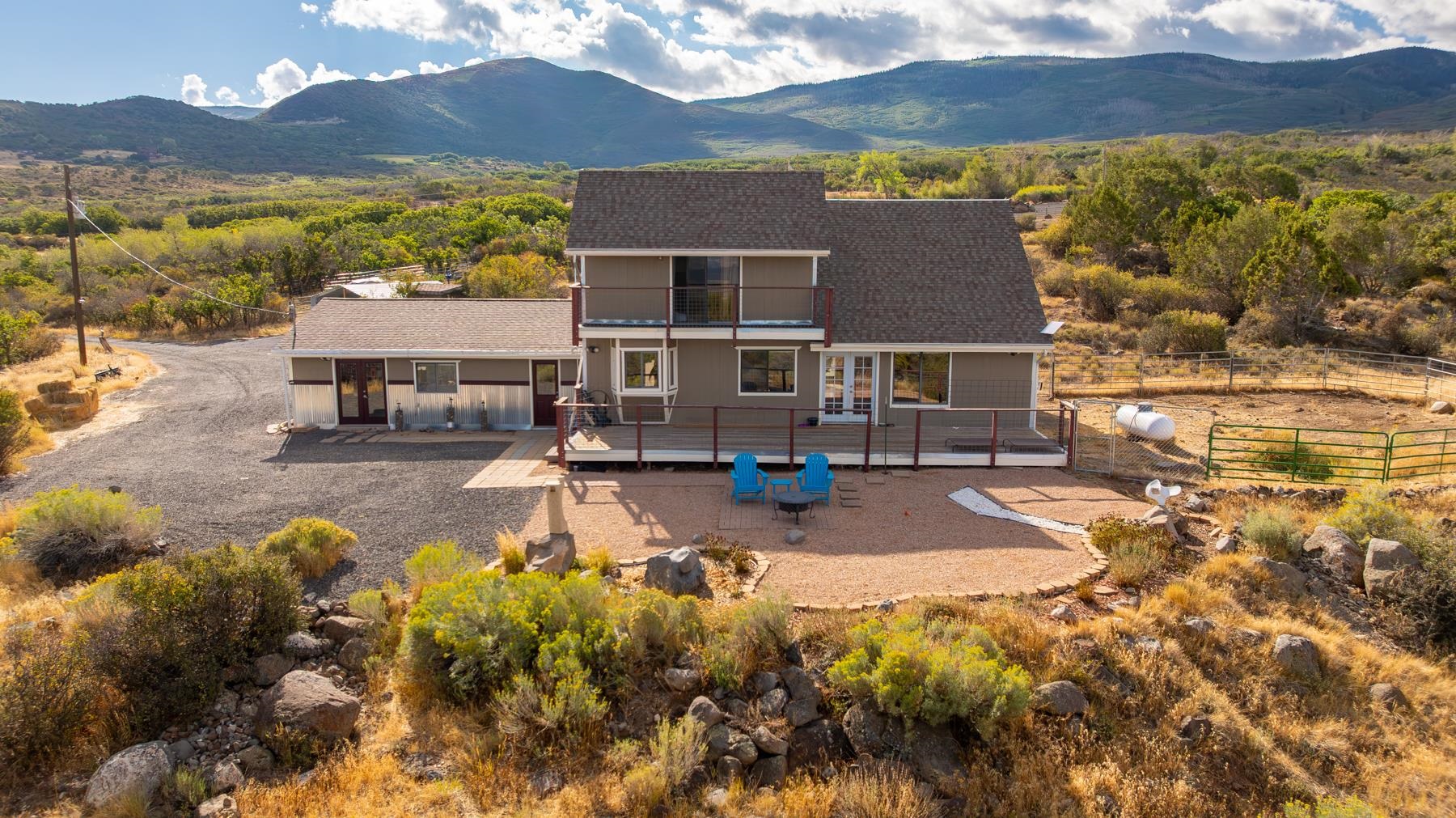 9121 54 Road Property Photo 1