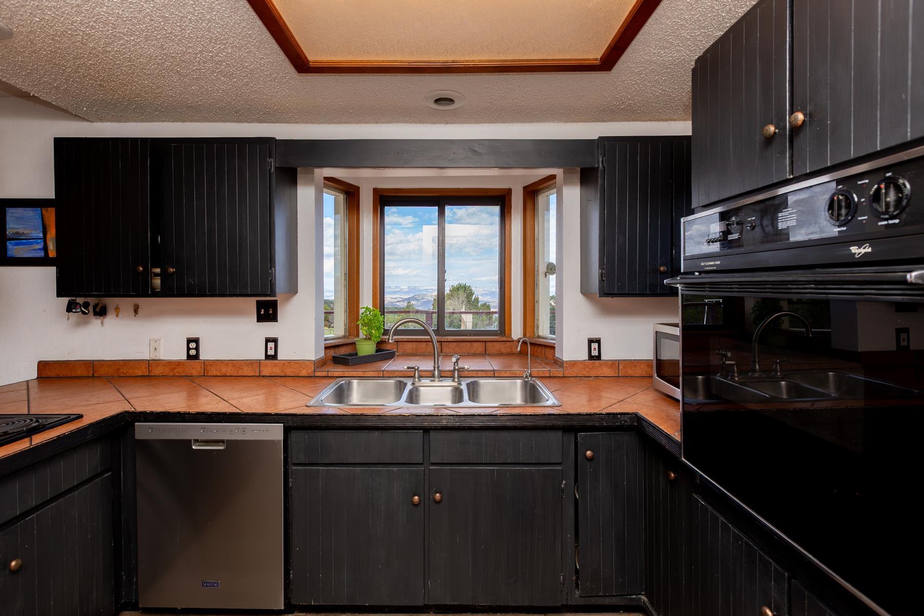 9121 54 Road Property Photo 14