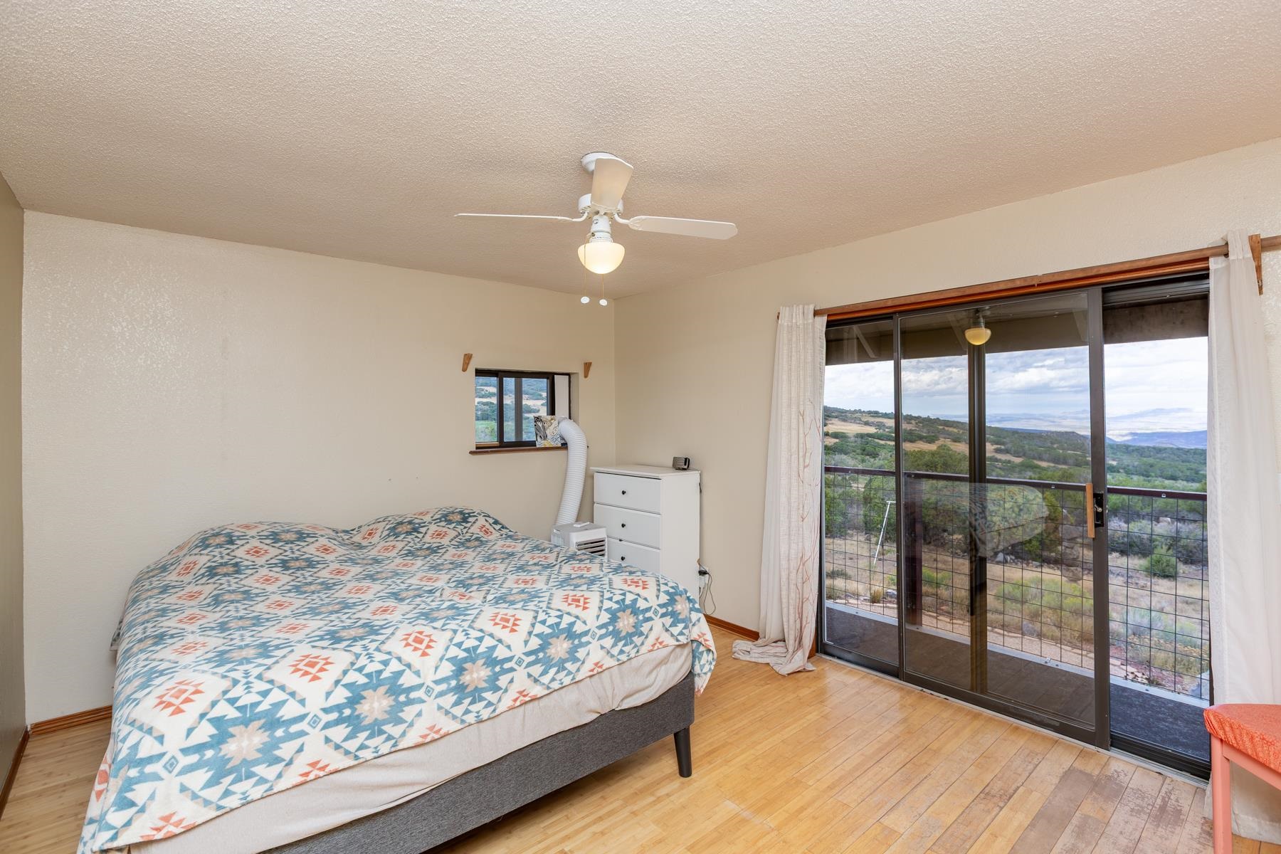 9121 54 Road Property Photo 15
