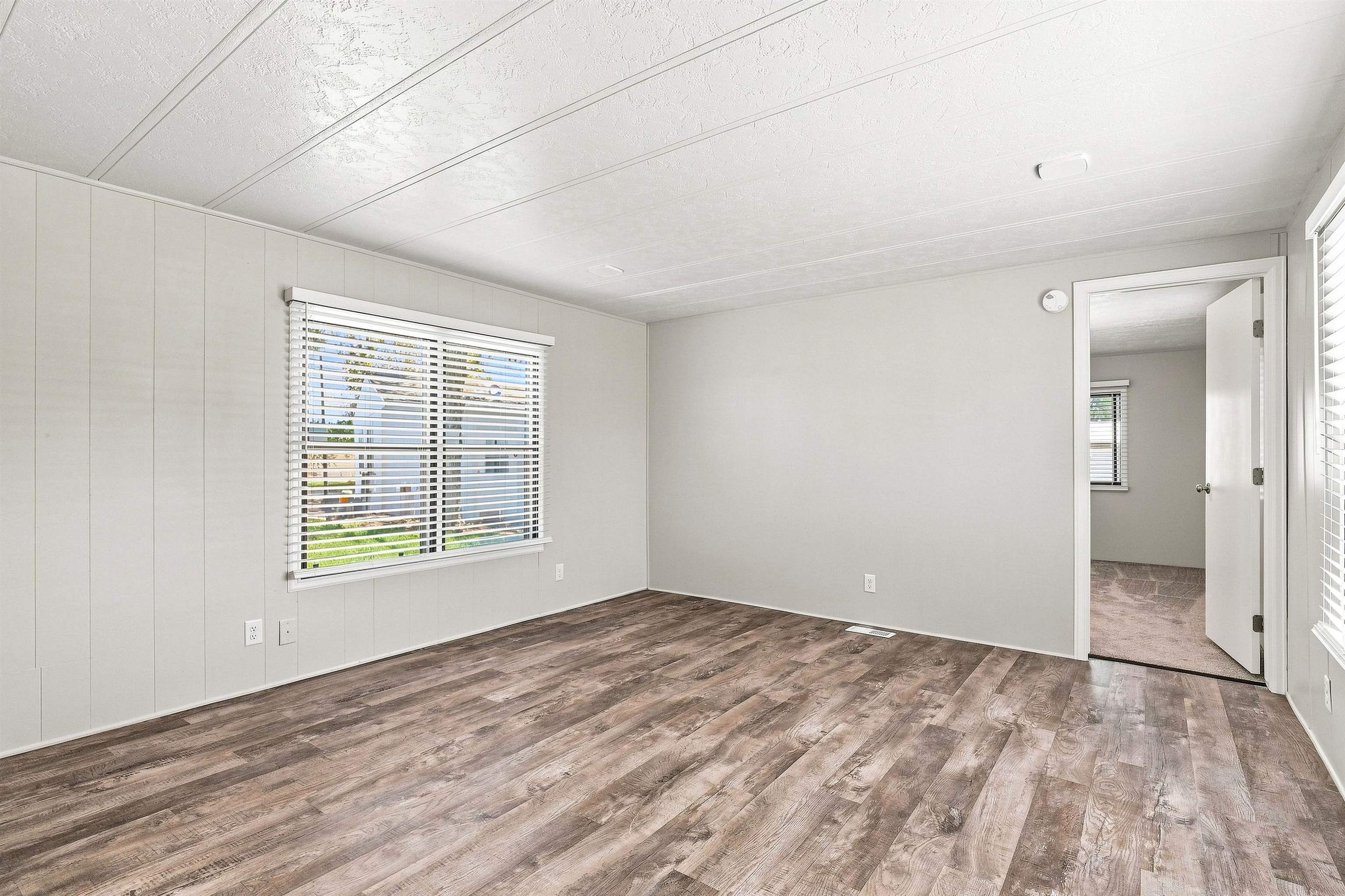 598 E Conestoga Circle Property Photo 12
