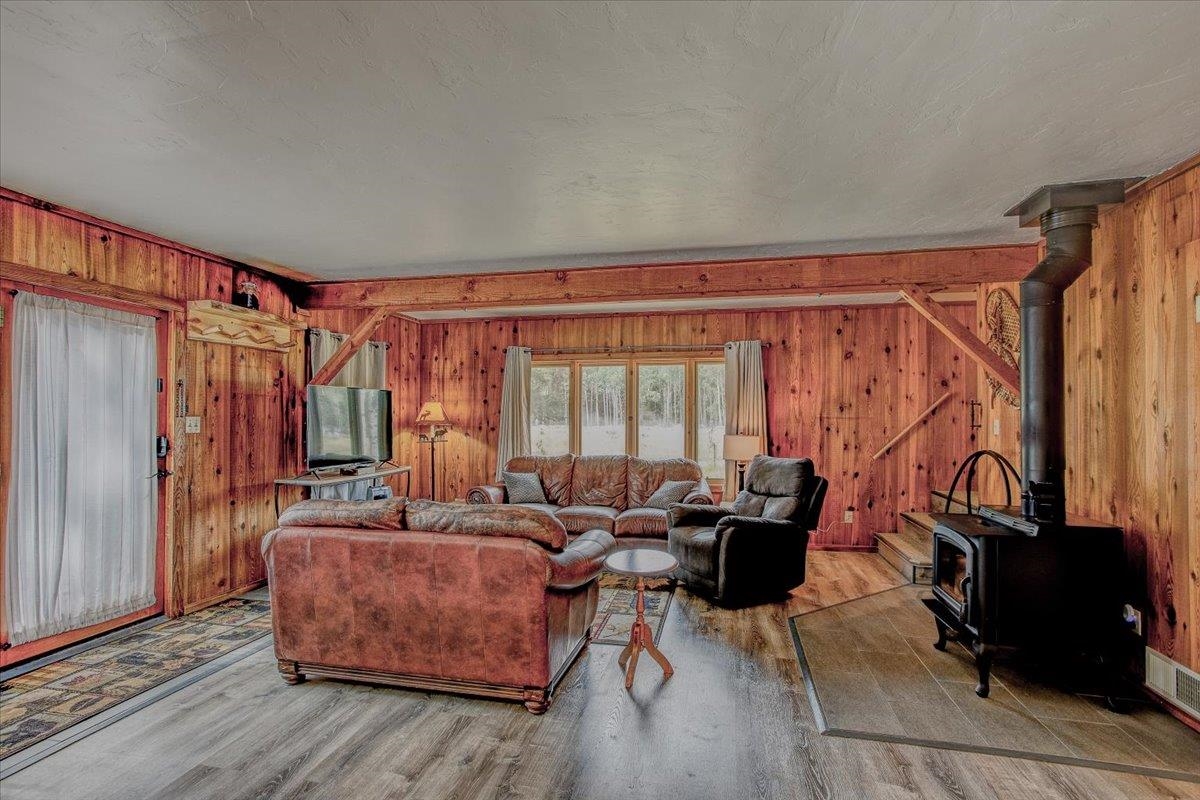 103 Aspen Drive Property Photo 9