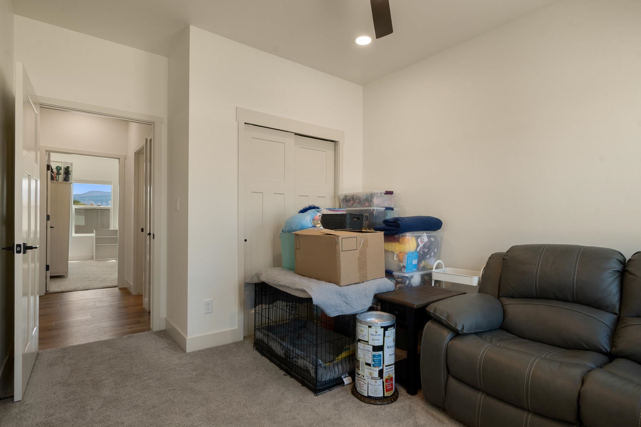 676 Sunset Valley Street Property Photo 22