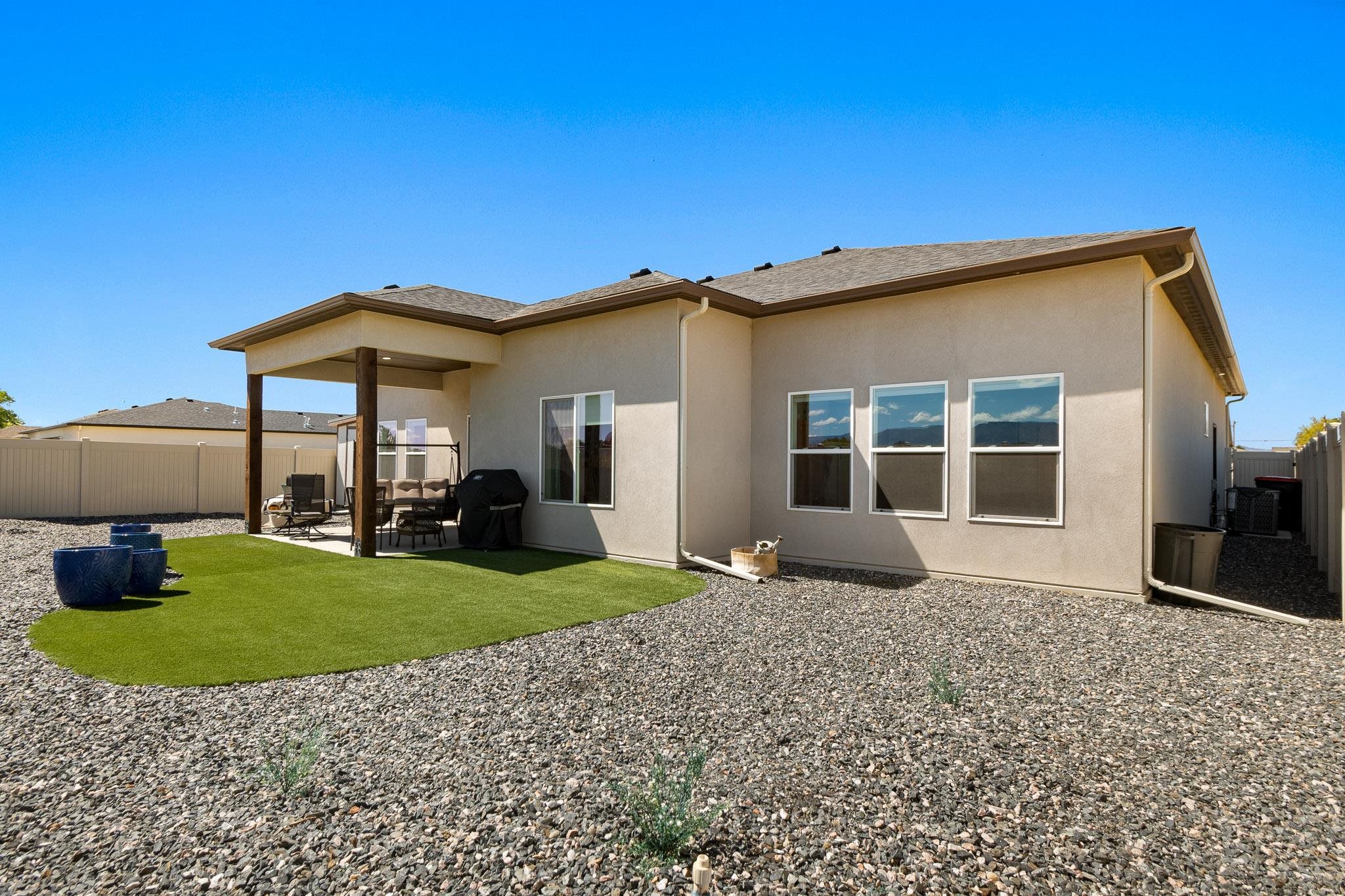 676 Sunset Valley Street Property Photo 26