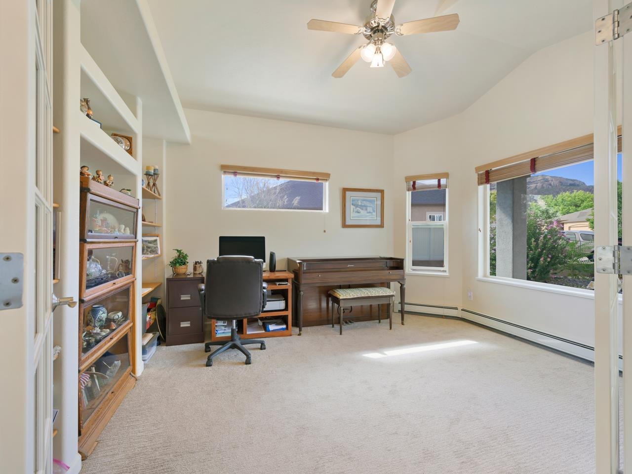 388 Cascada Drive Property Photo 3