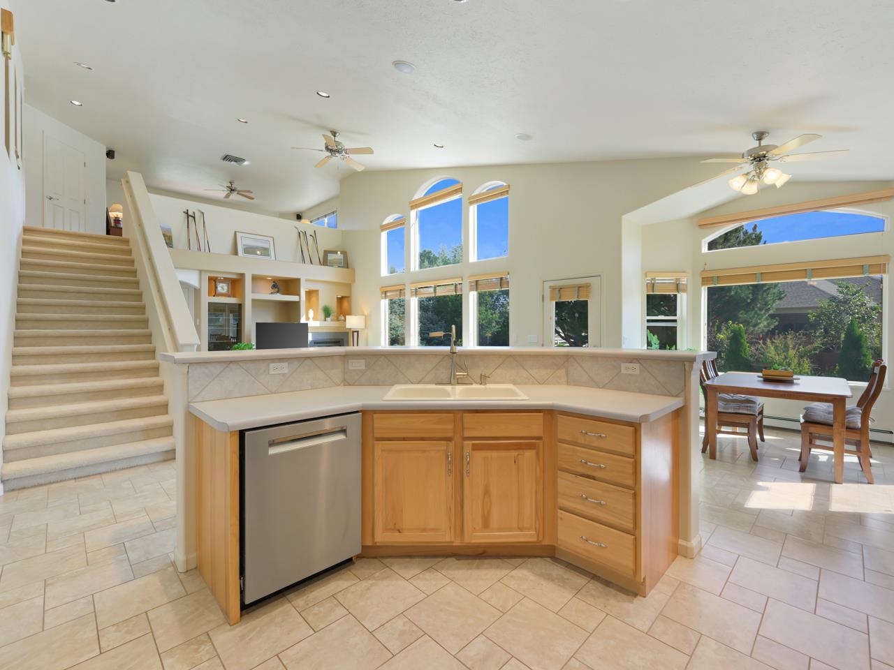 388 Cascada Drive Property Photo 12