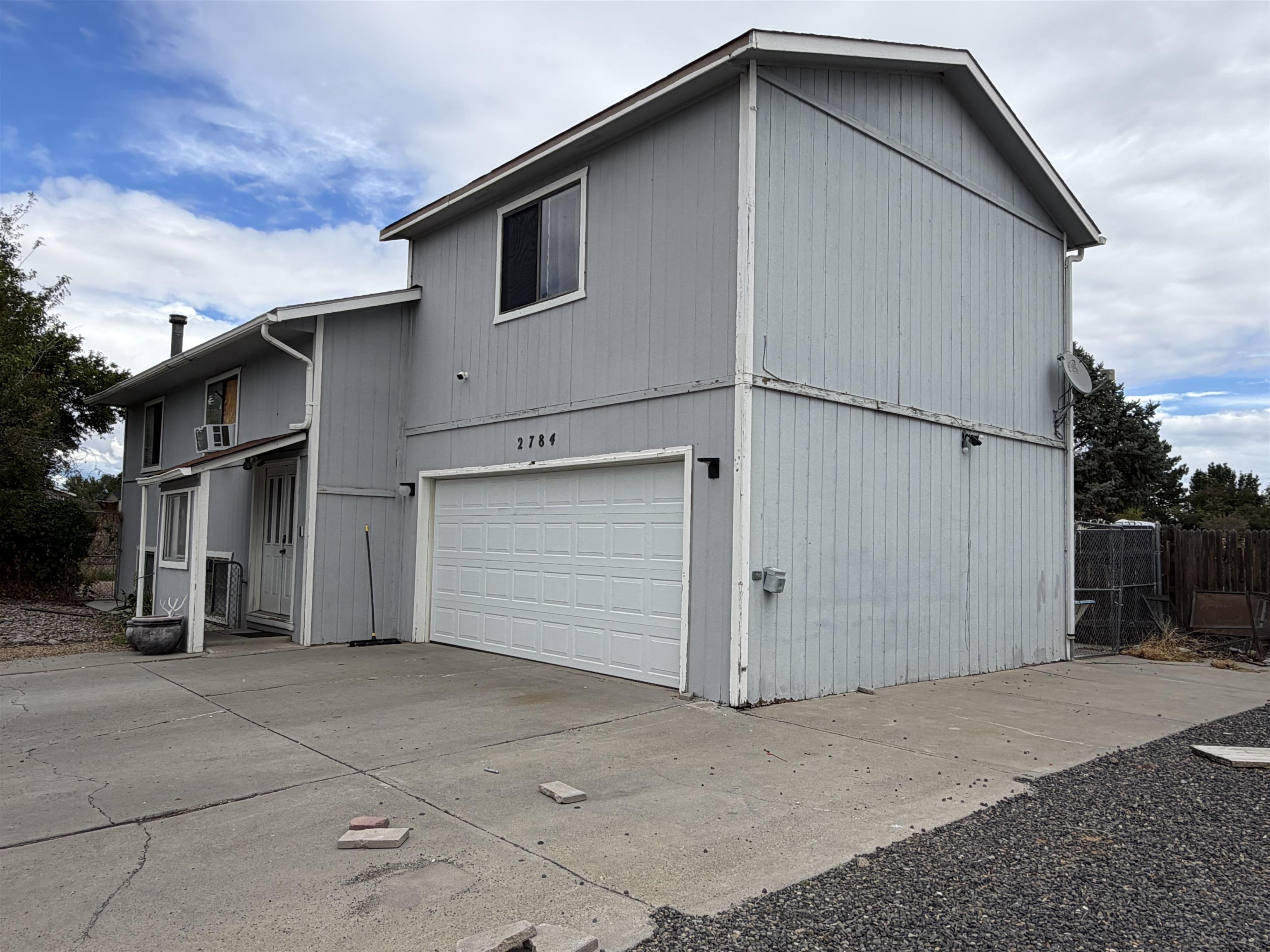2784 Hartford Court Property Photo 4