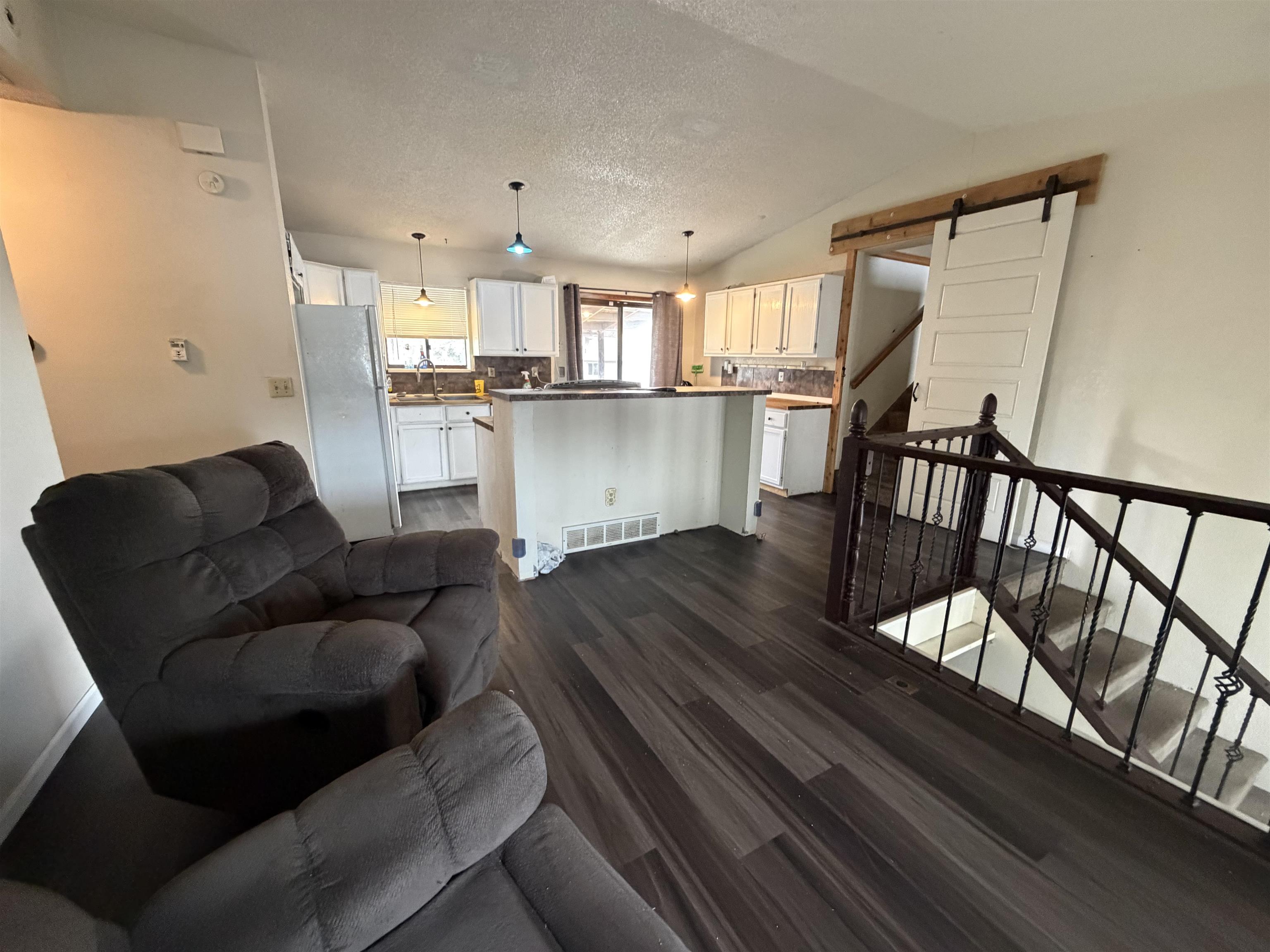 2784 Hartford Court Property Photo 7