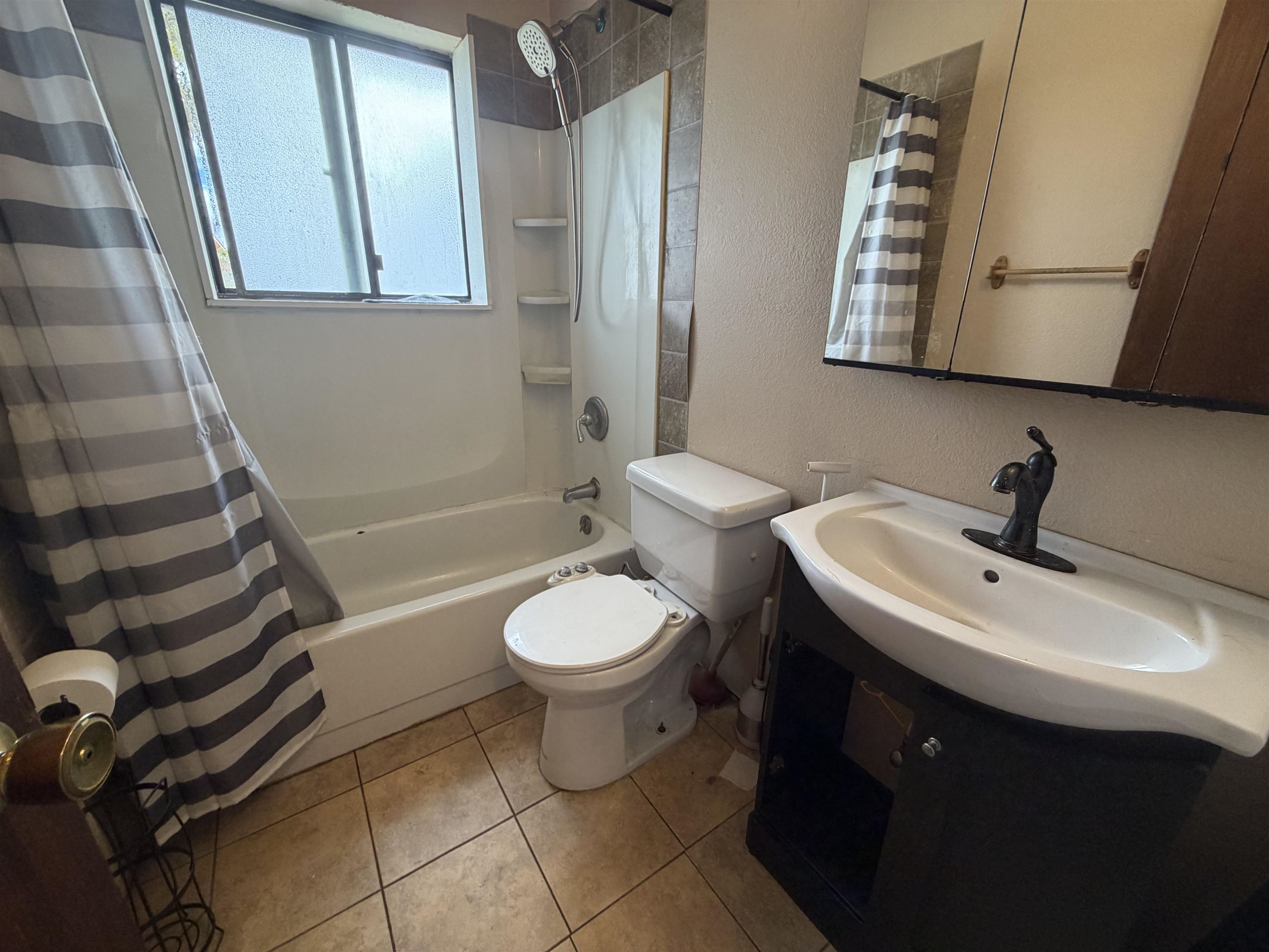 2784 Hartford Court Property Photo 13