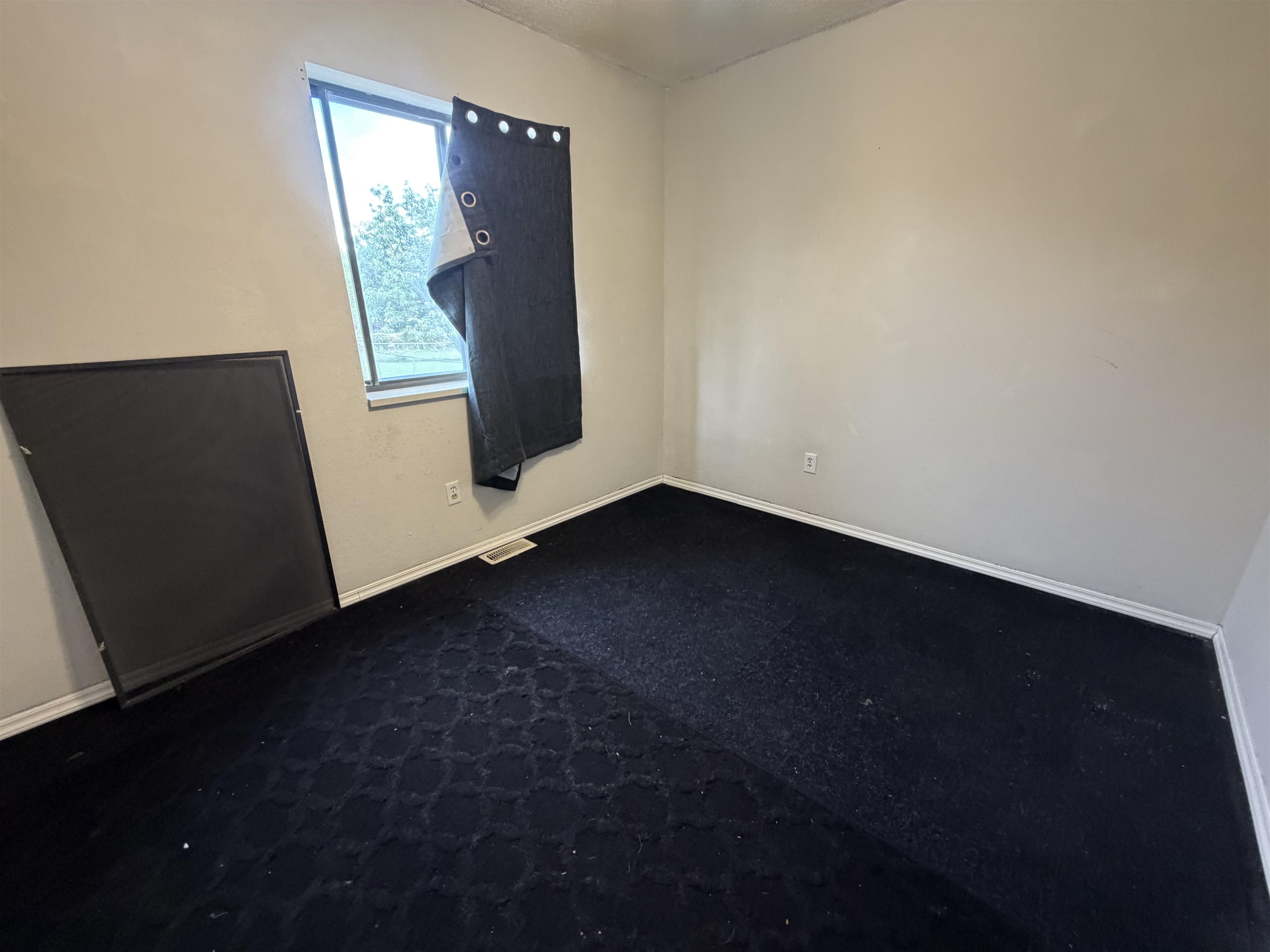 2784 Hartford Court Property Photo 19