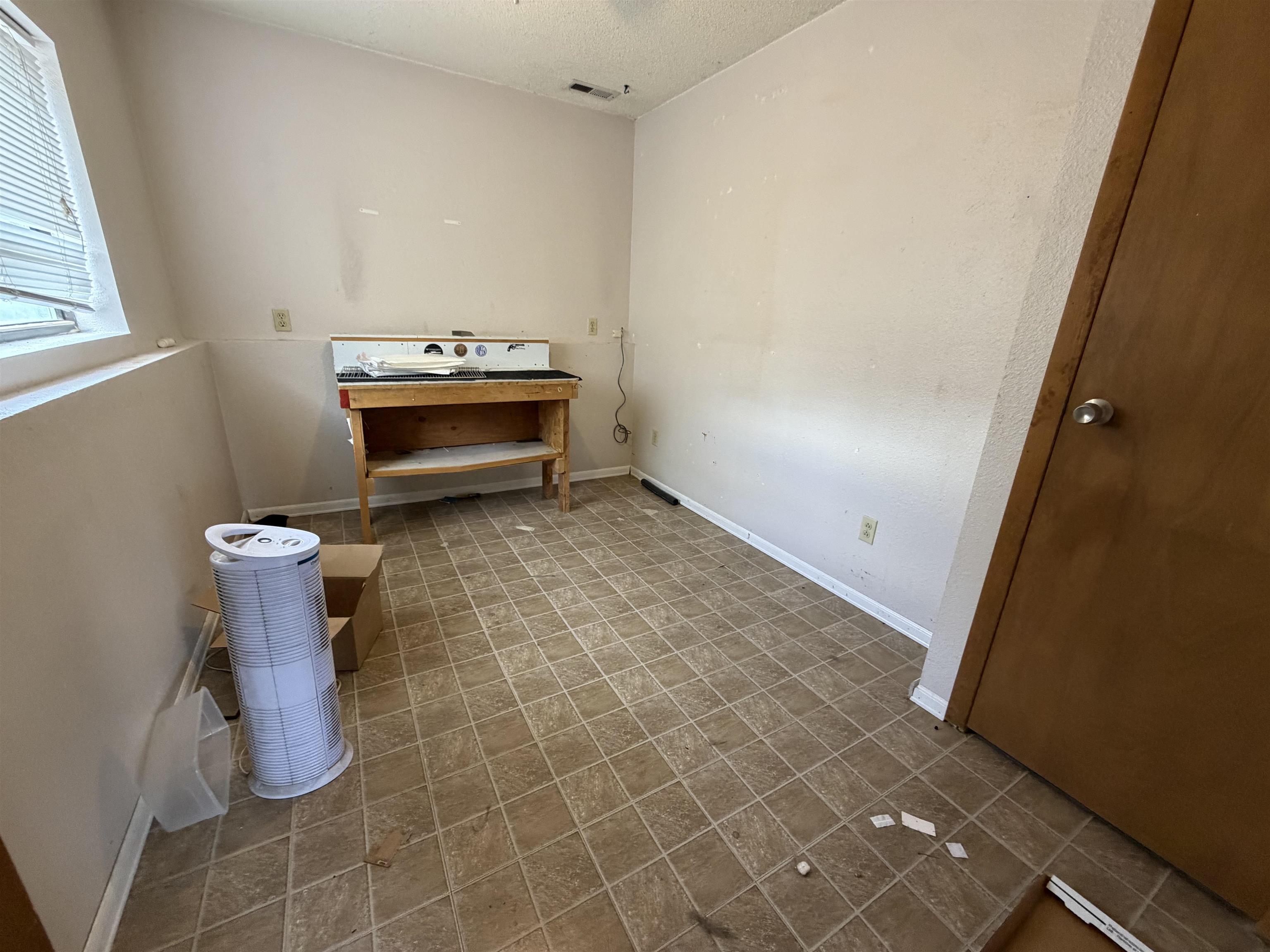 2784 Hartford Court Property Photo 22