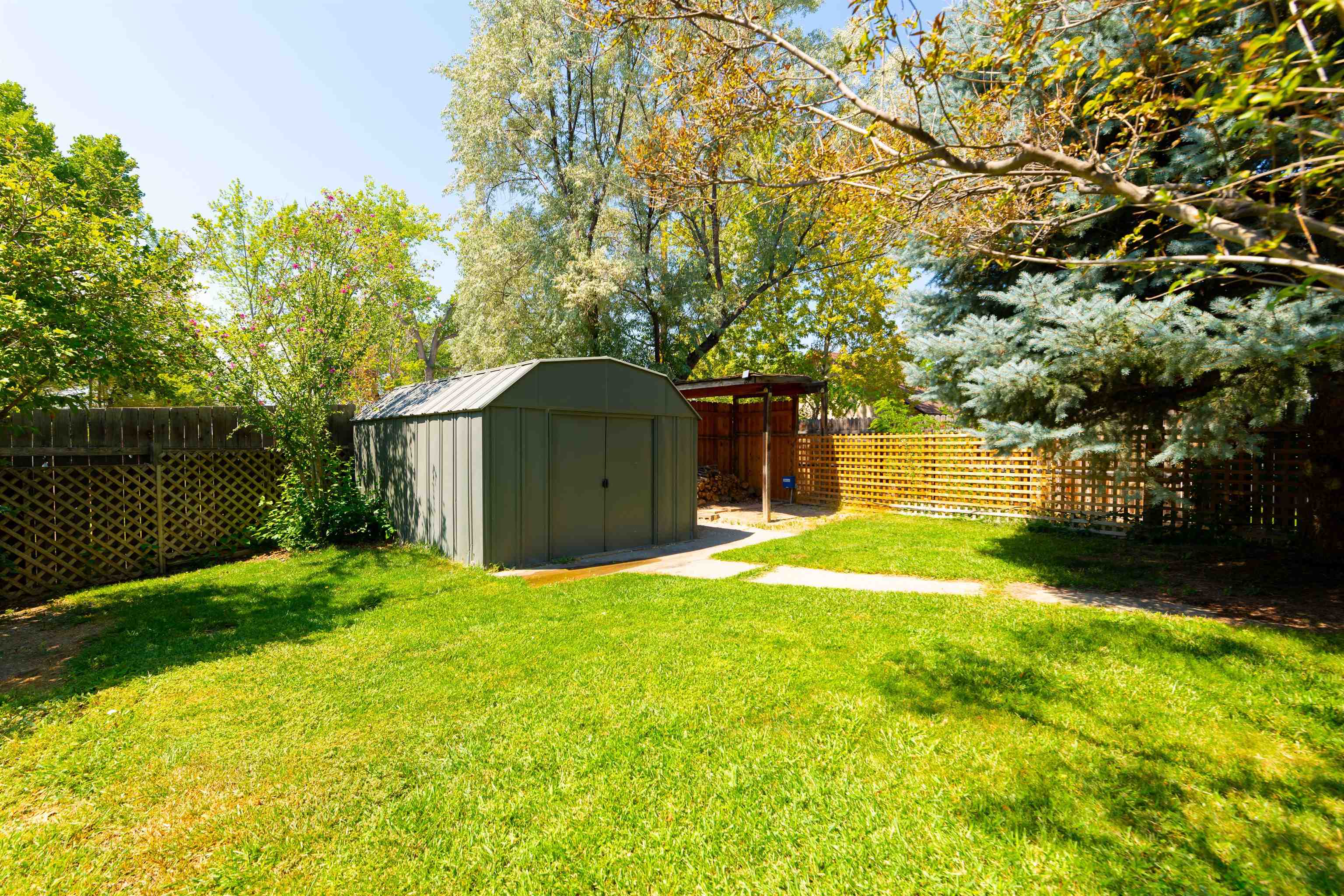 2709 Midway Avenue Property Photo 39