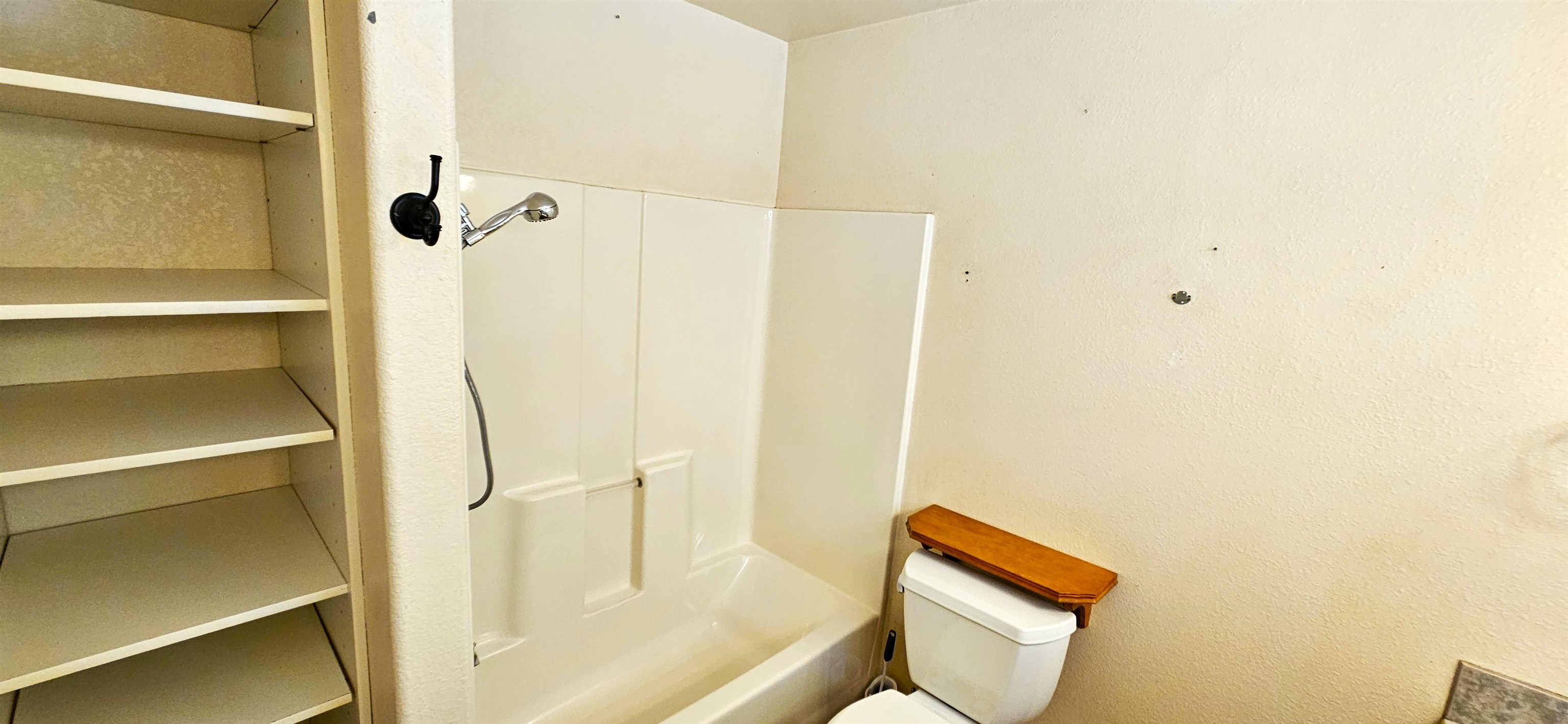 251 Greenwood Avenue Property Photo 14