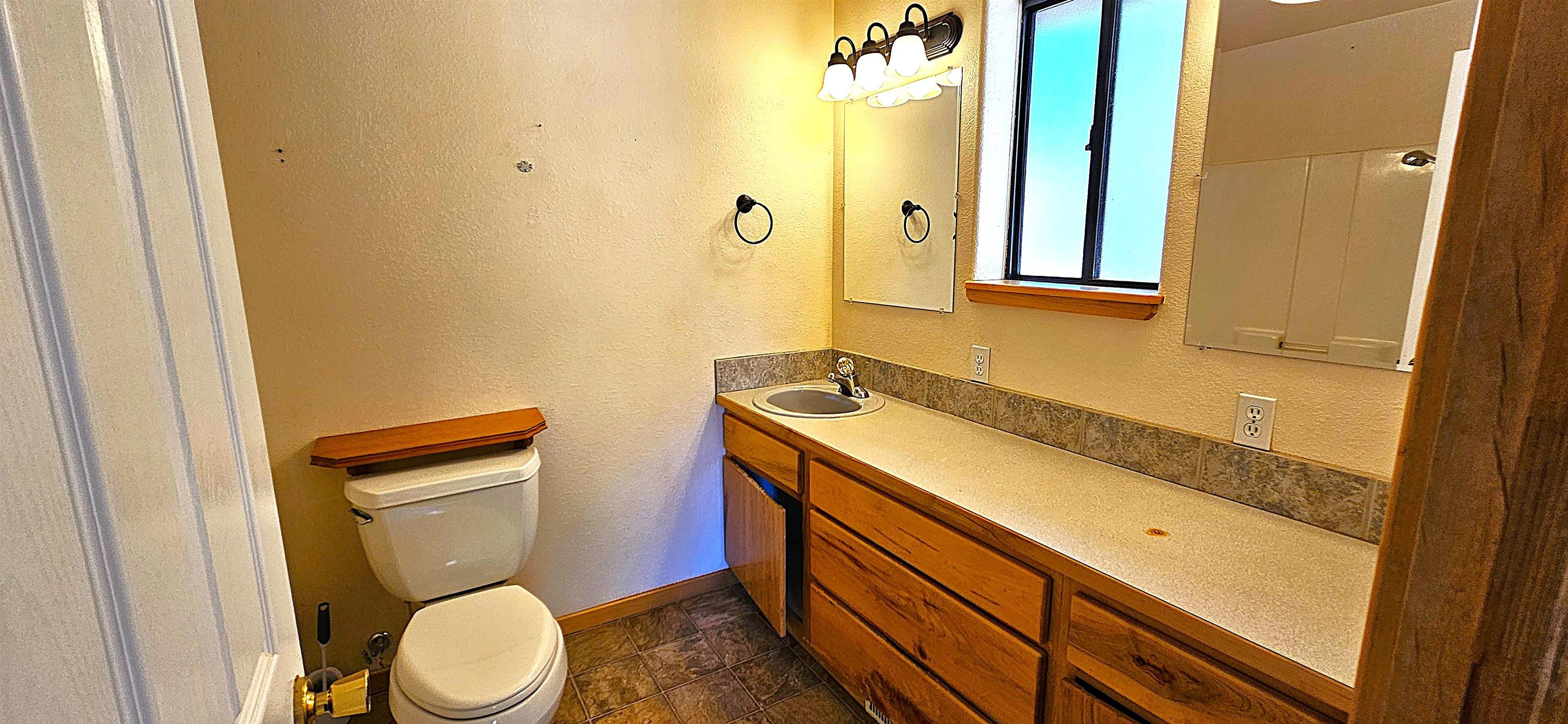 251 Greenwood Avenue Property Photo 15