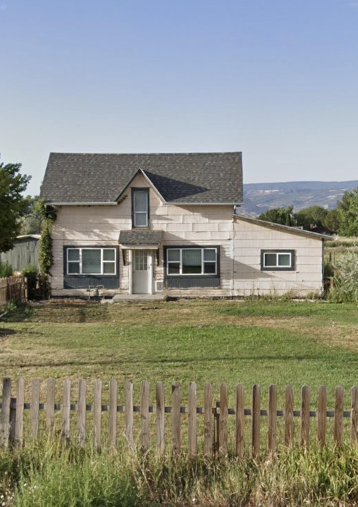 2355 H Road Property Photo 1