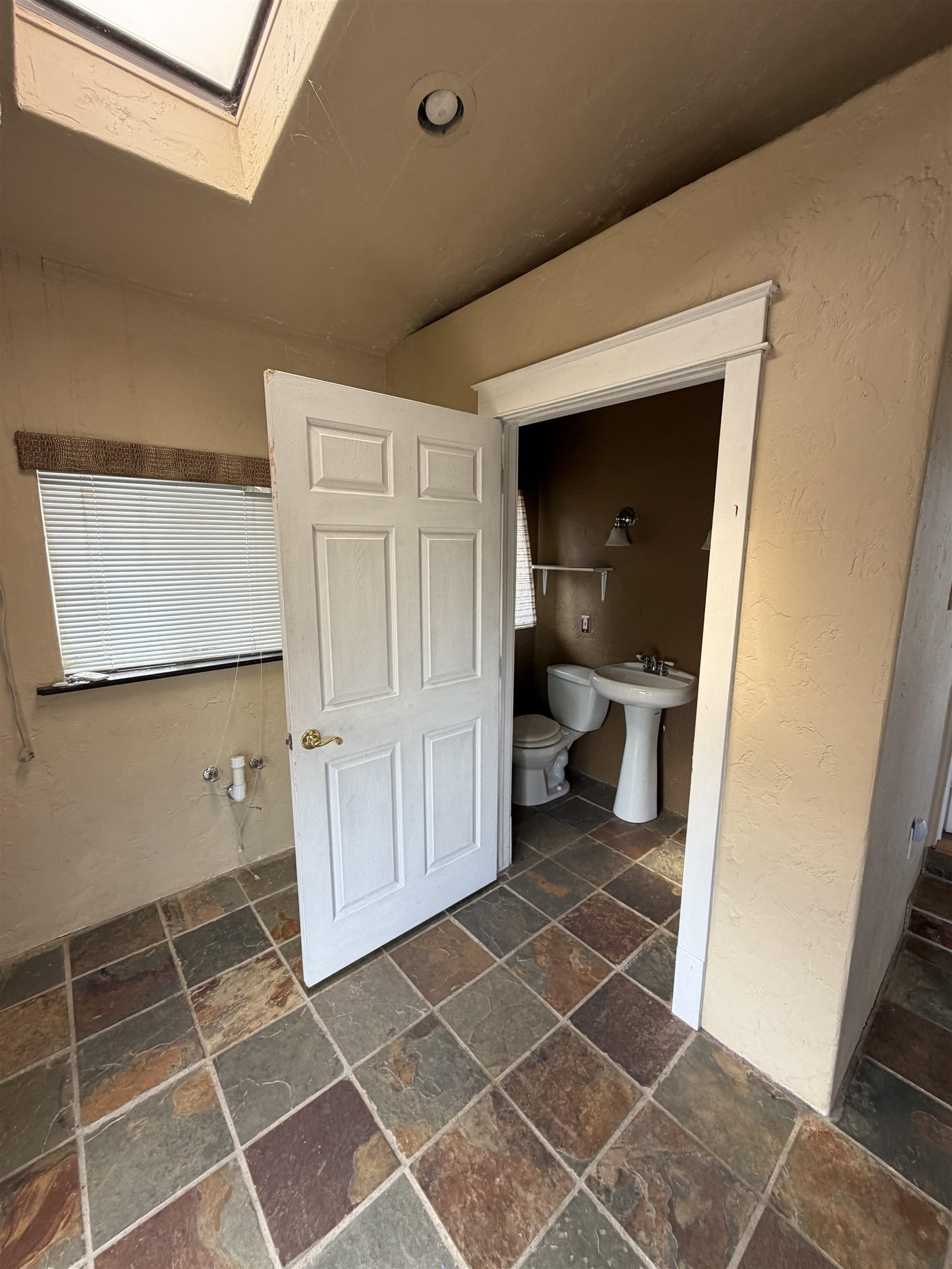 2355 H Road Property Photo 11