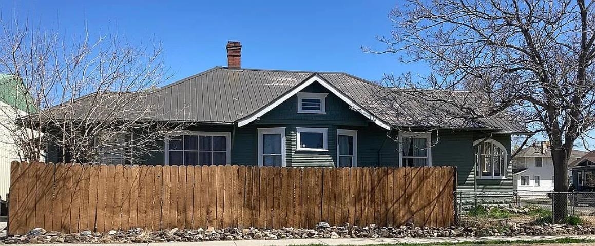 902 Ouray Avenue Property Photo 2