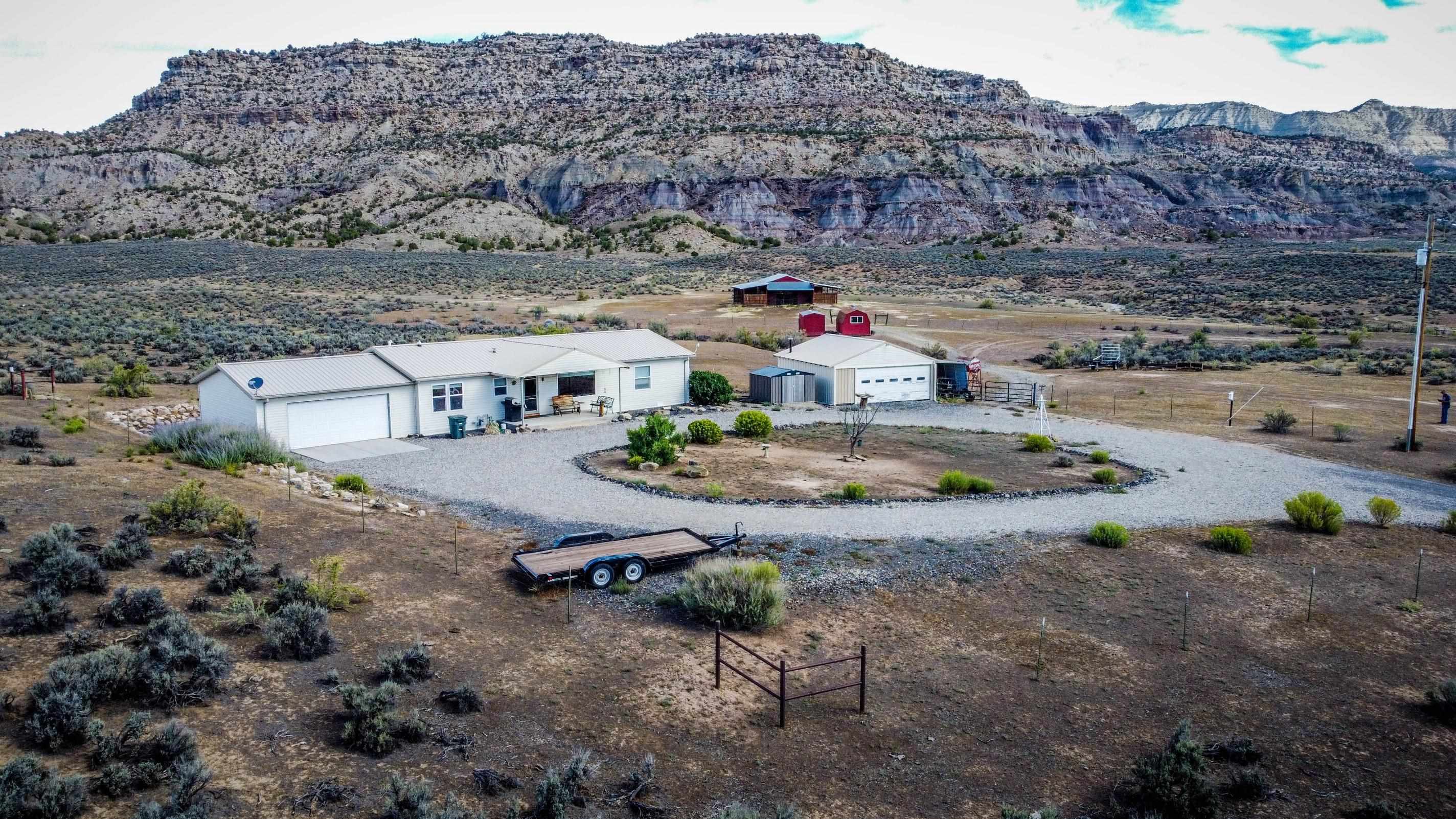 15220 45 1/2 Road Property Photo 1