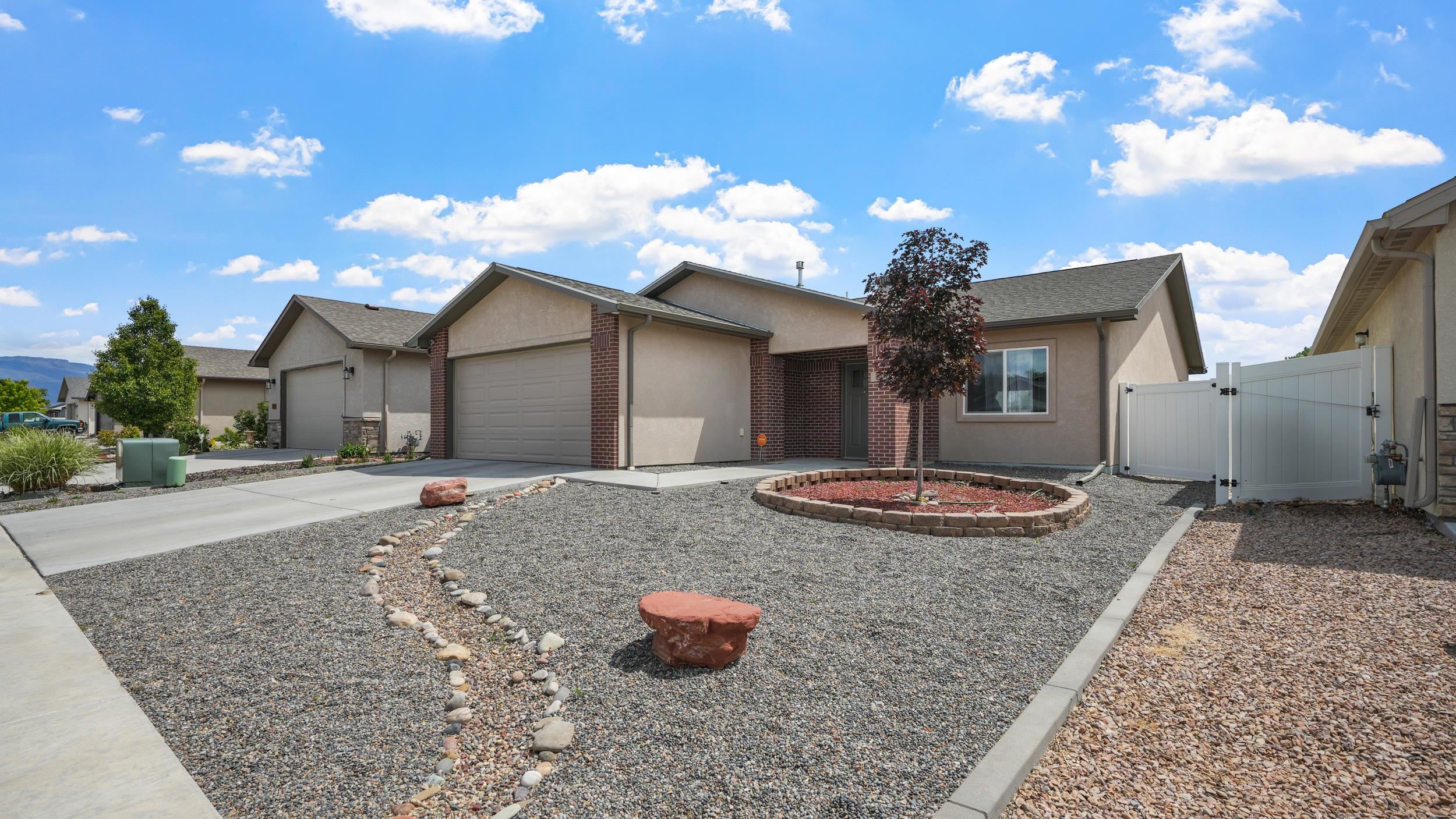 3037 Red Pear Drive Property Photo 1