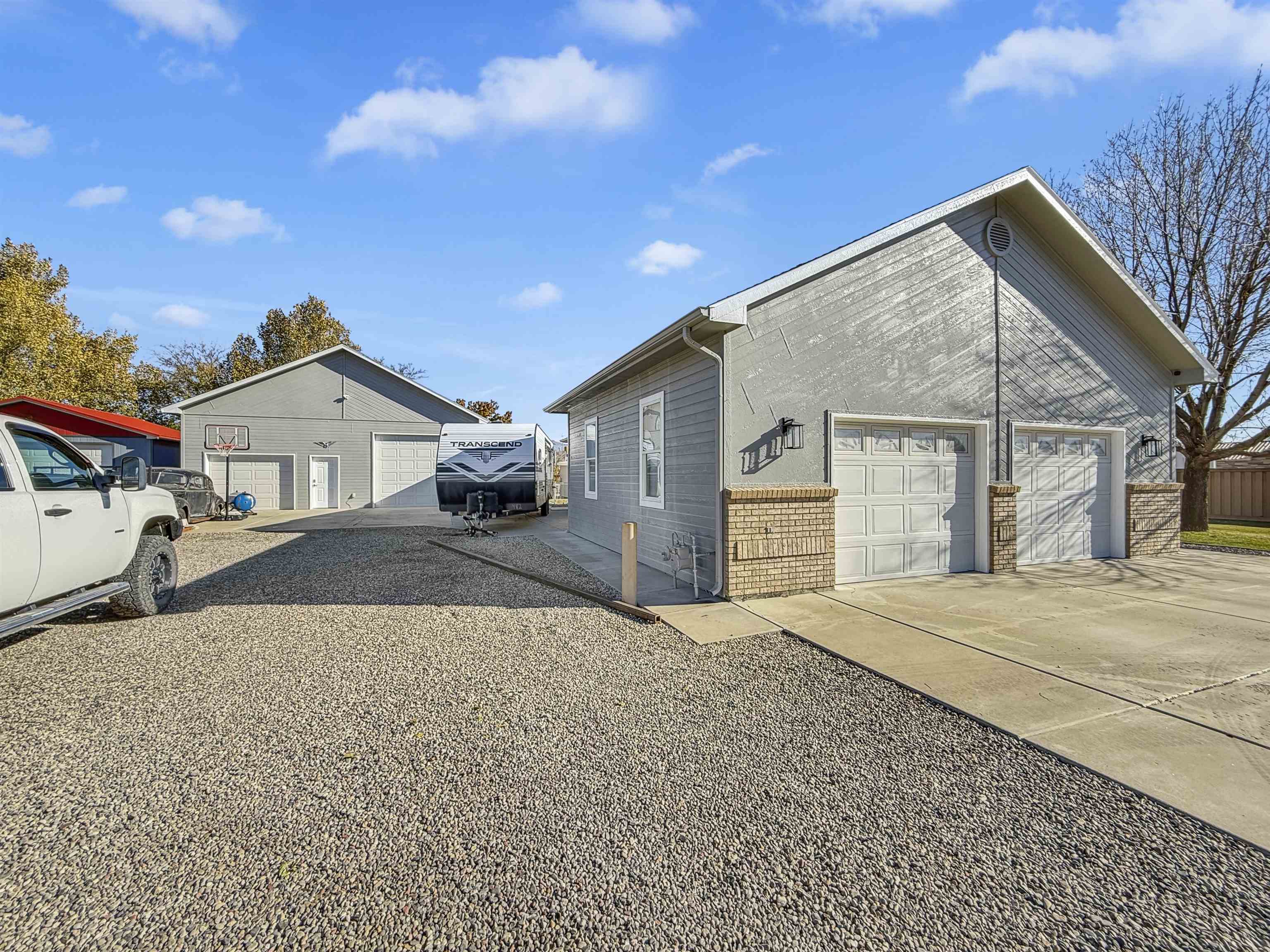 590 30 Road Property Photo 19